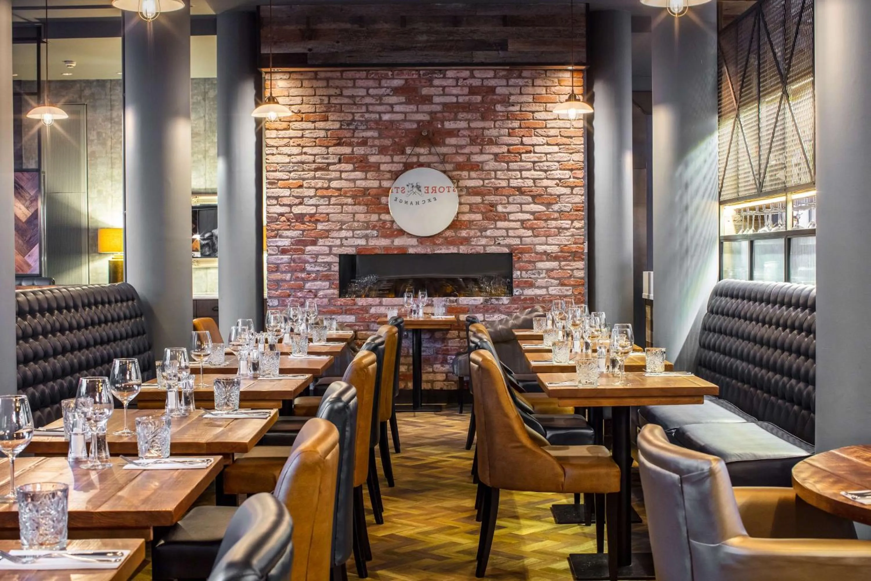 Restaurant/places to eat in DoubleTree by Hilton Manchester Piccadilly