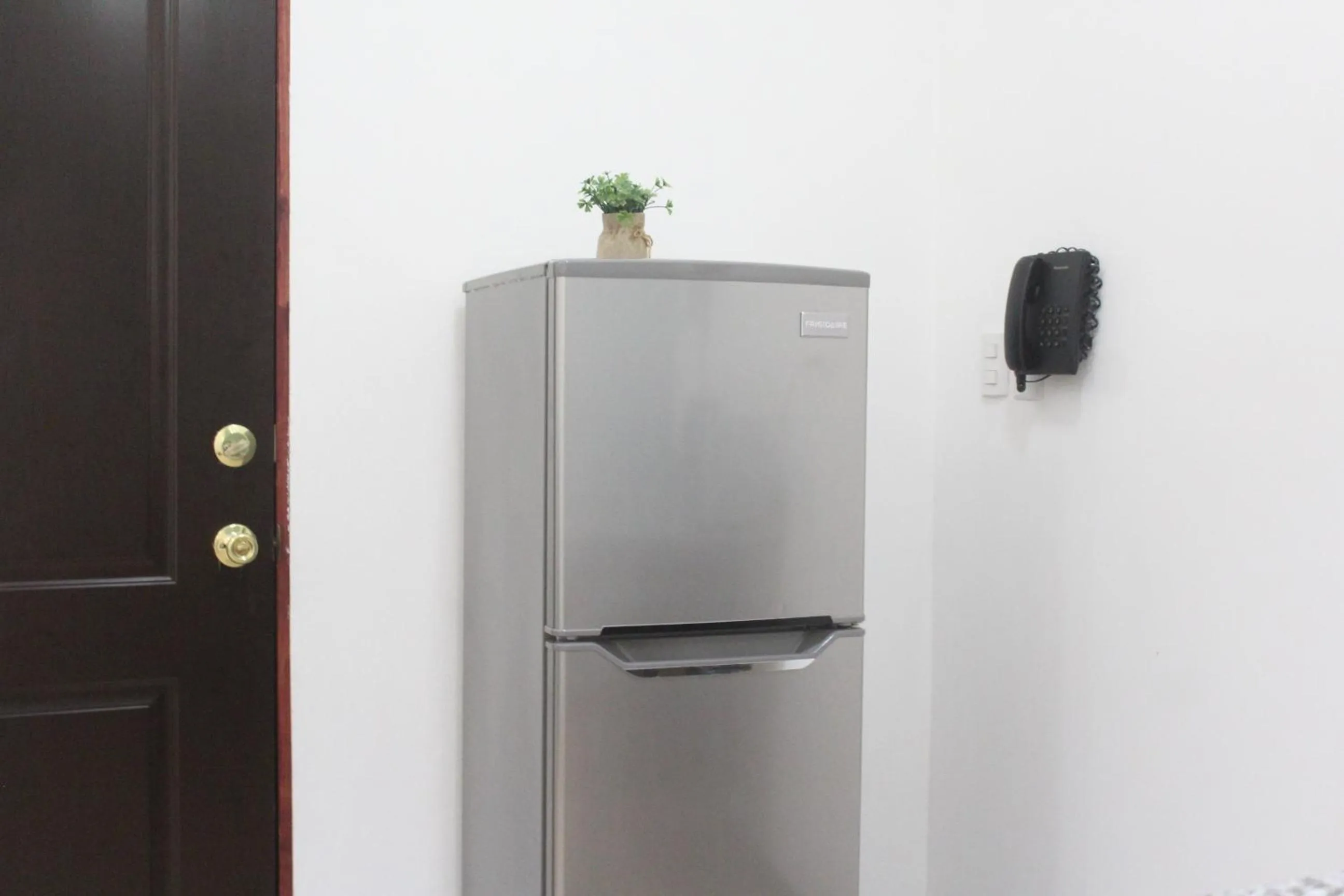 Cando Living Apartments in Central Avenue