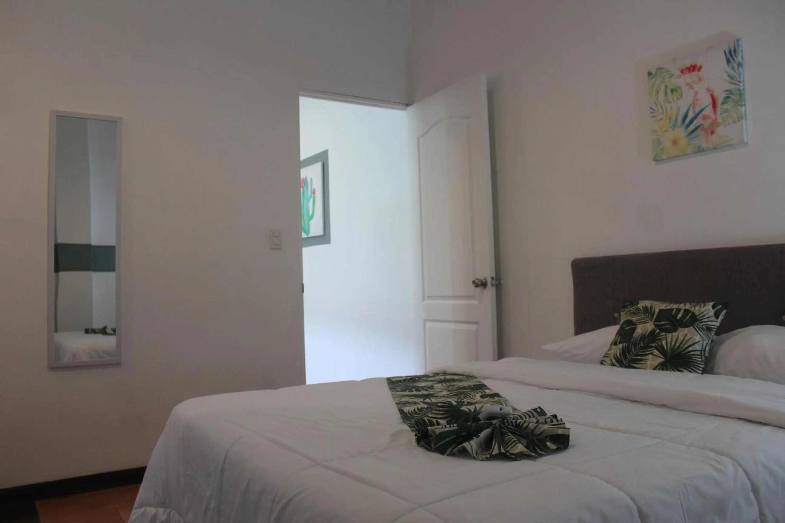 Bed in Cando Living Apartments in Central Avenue