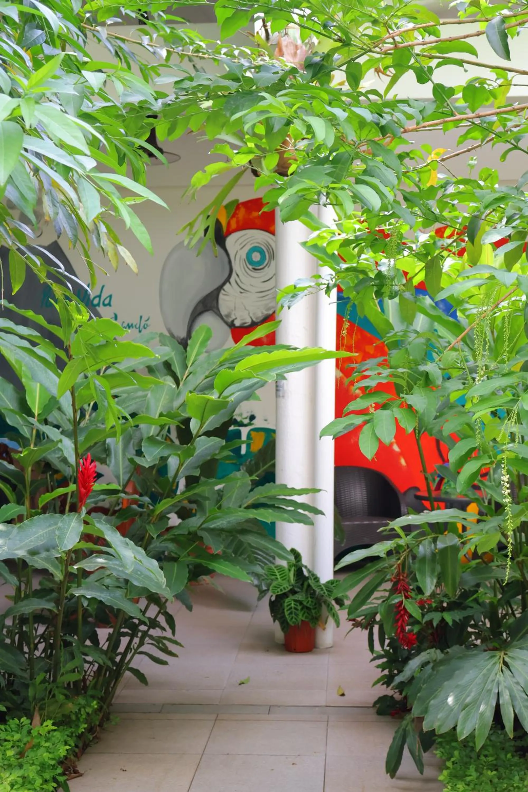 Cando Living Apartments in Central Avenue