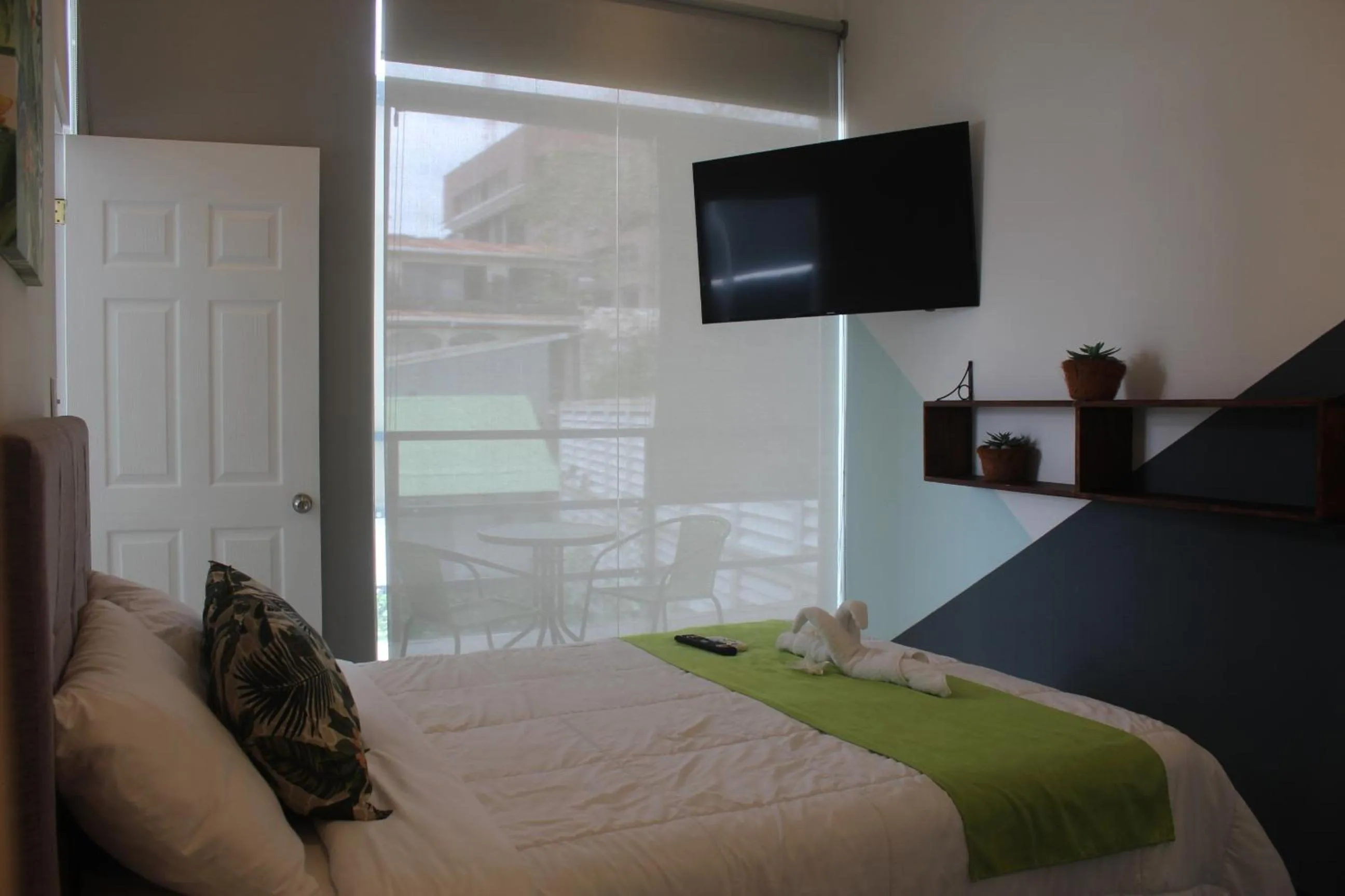 Bed in Cando Living Apartments in Central Avenue