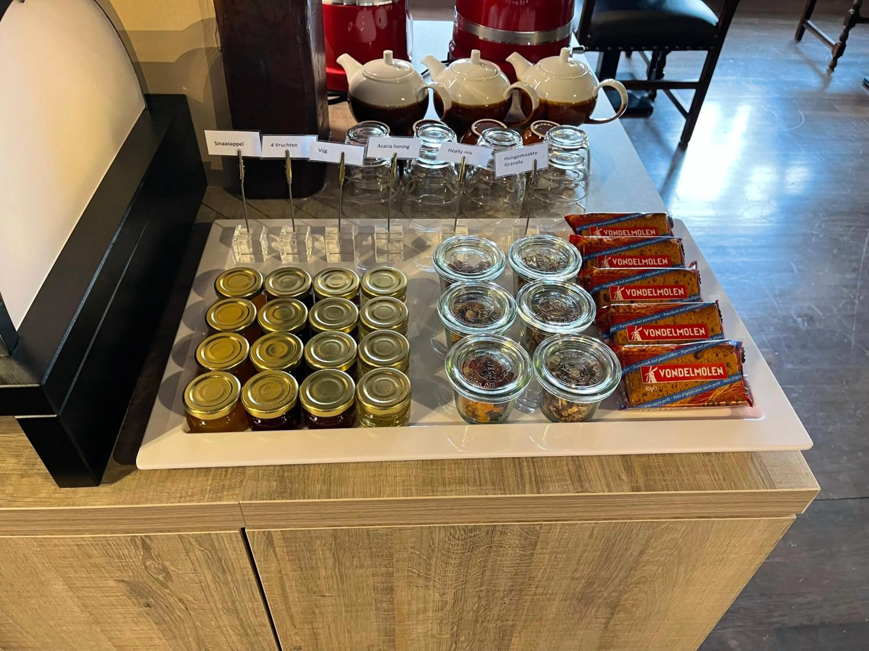 Buffet breakfast in Villa Hotel