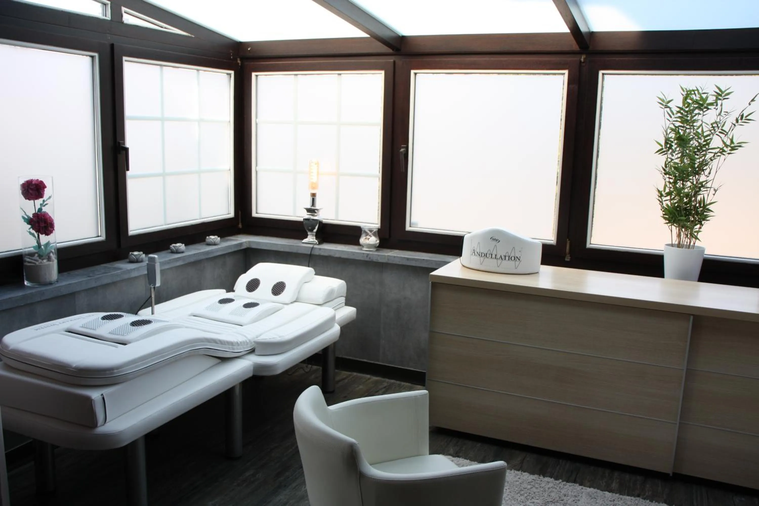 Massage in Villa Hotel