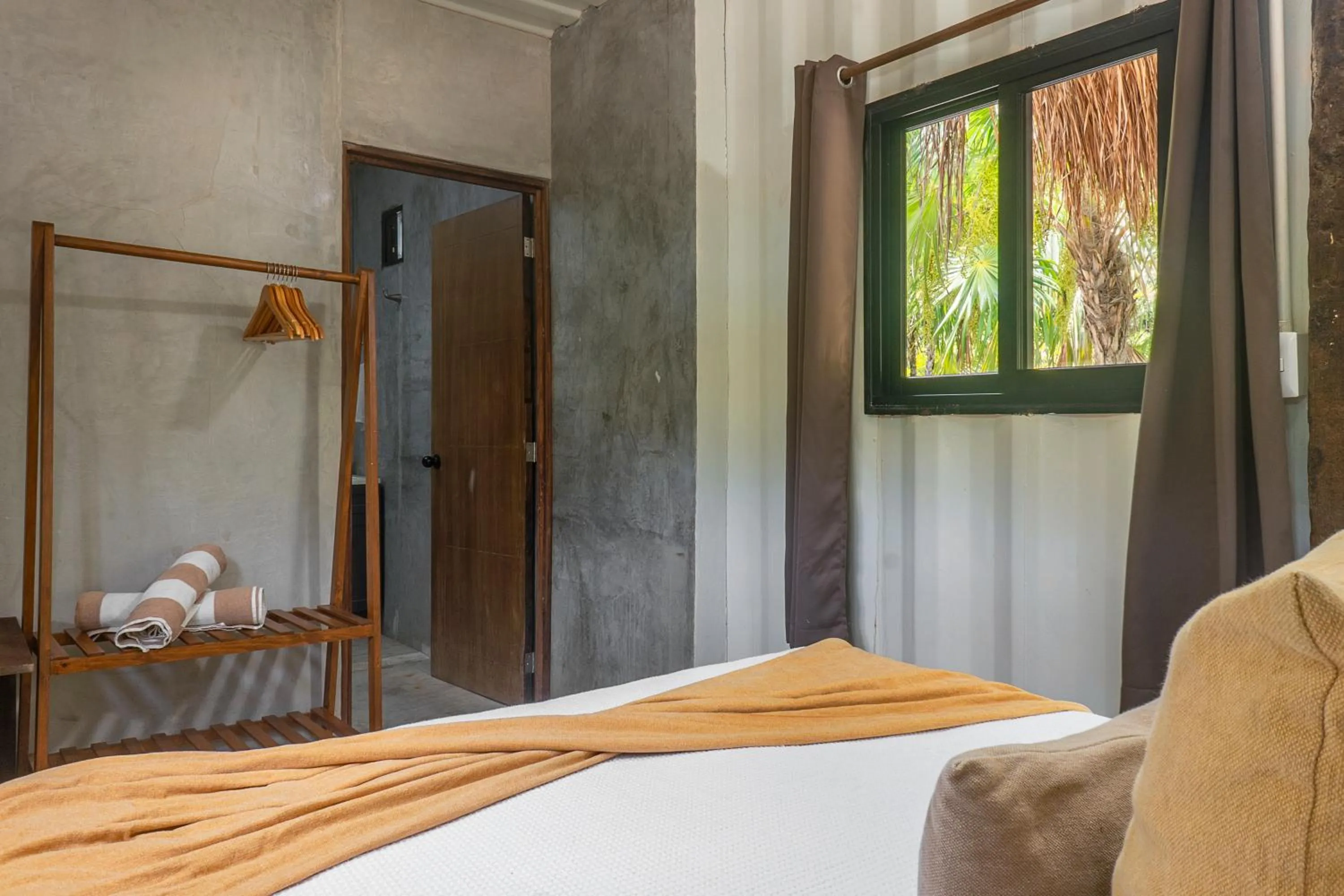 Photo of the whole room in Pal Mar Glamtainer Tulum