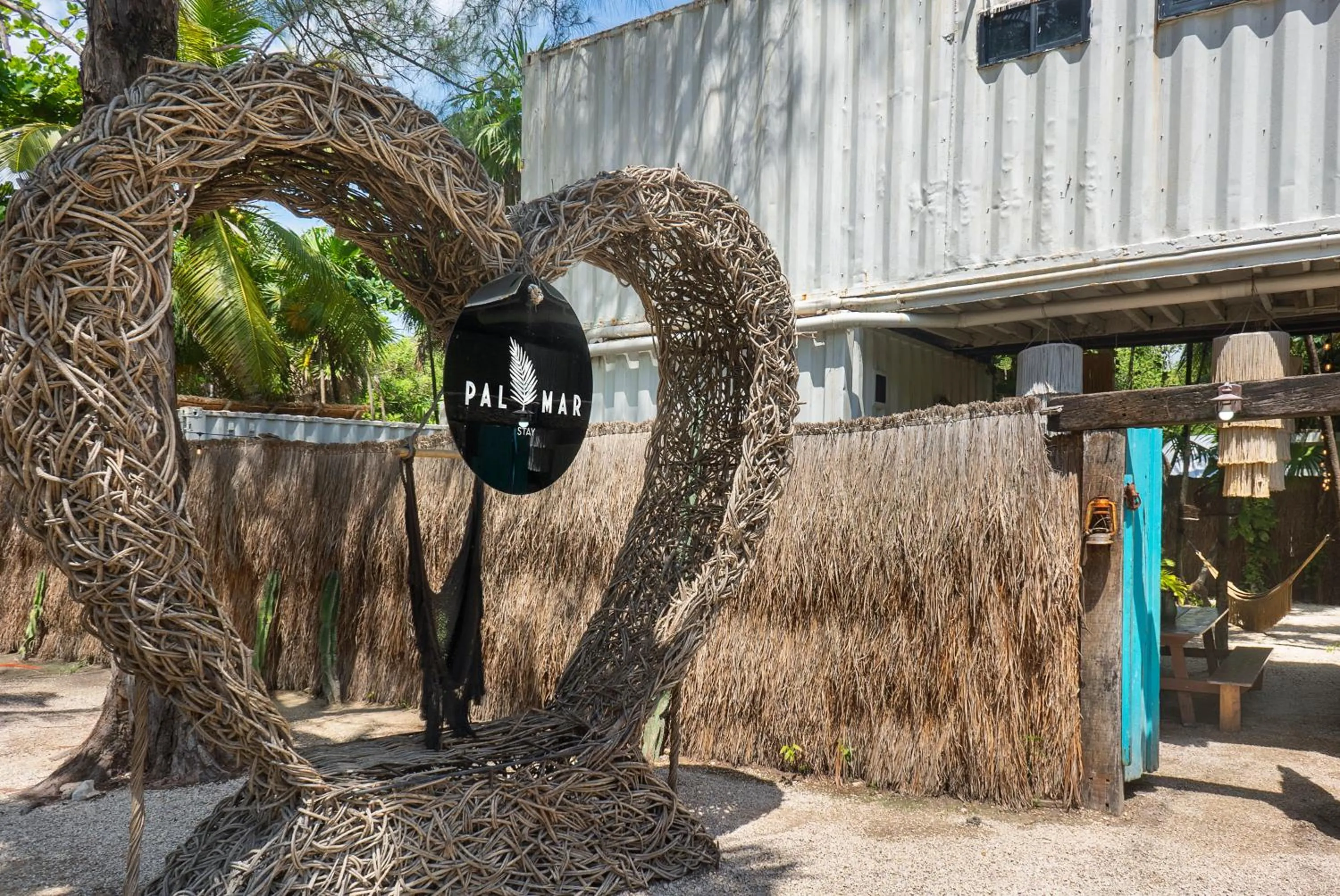 Property building in Pal Mar Glamtainer Tulum