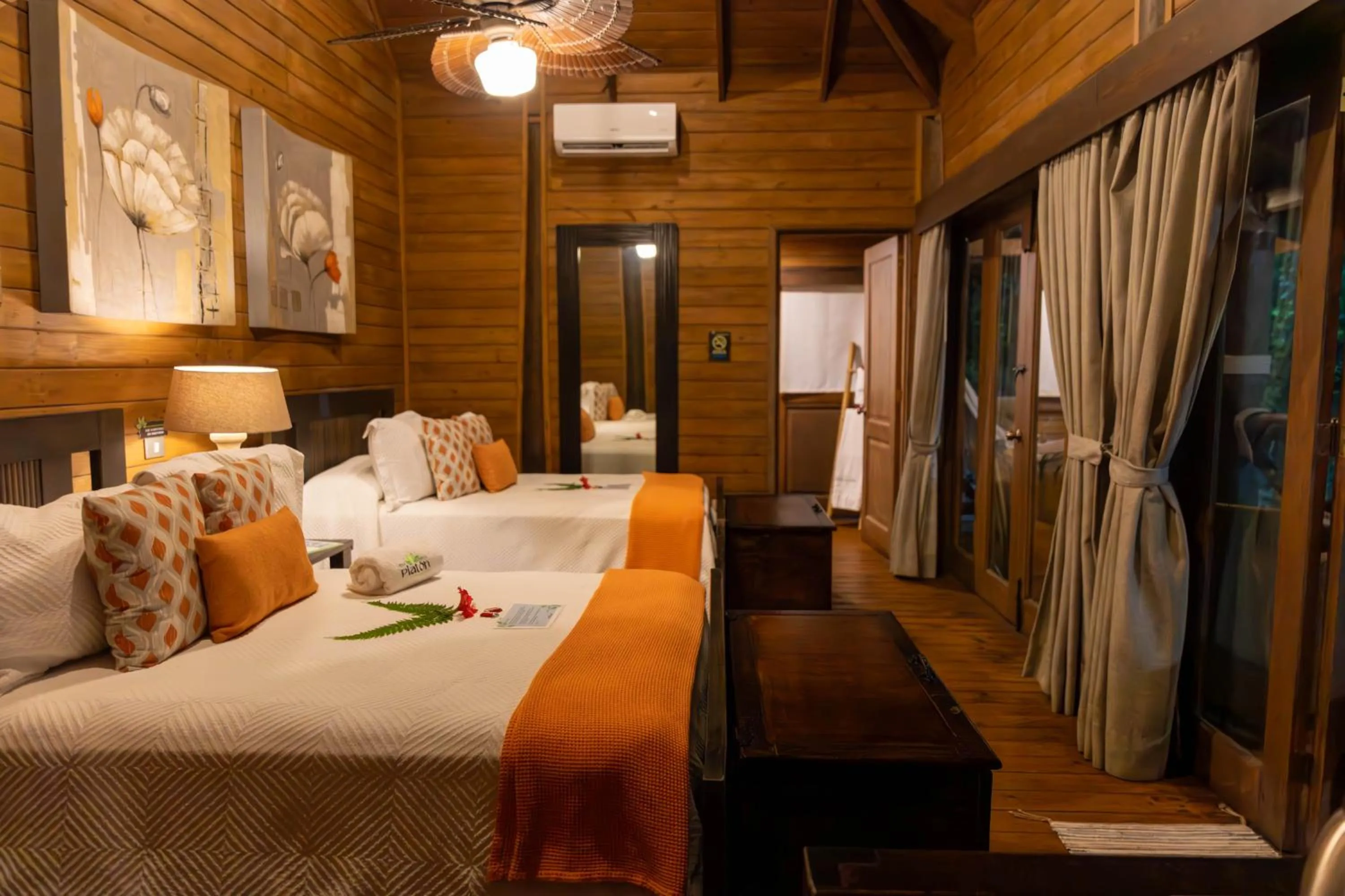 Bed in Platon Ecolodge