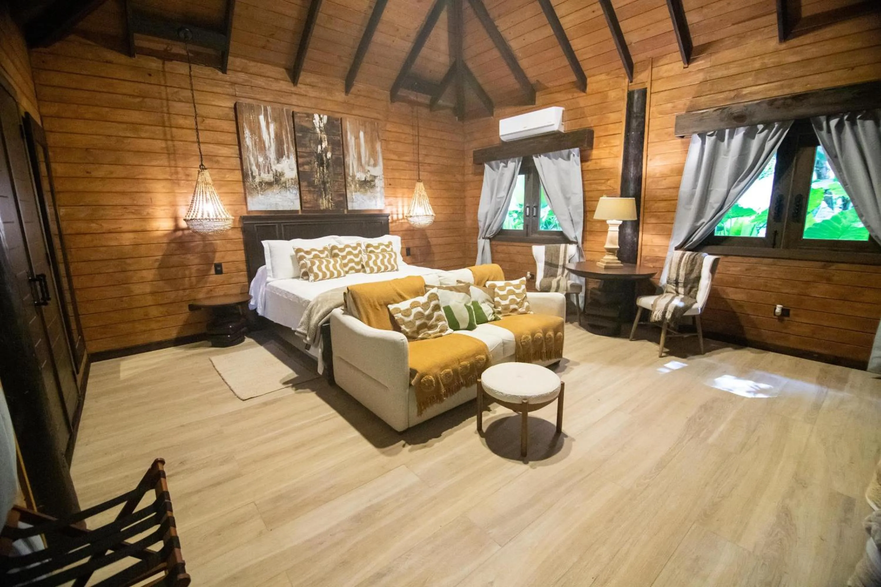 Bed in Platon Ecolodge