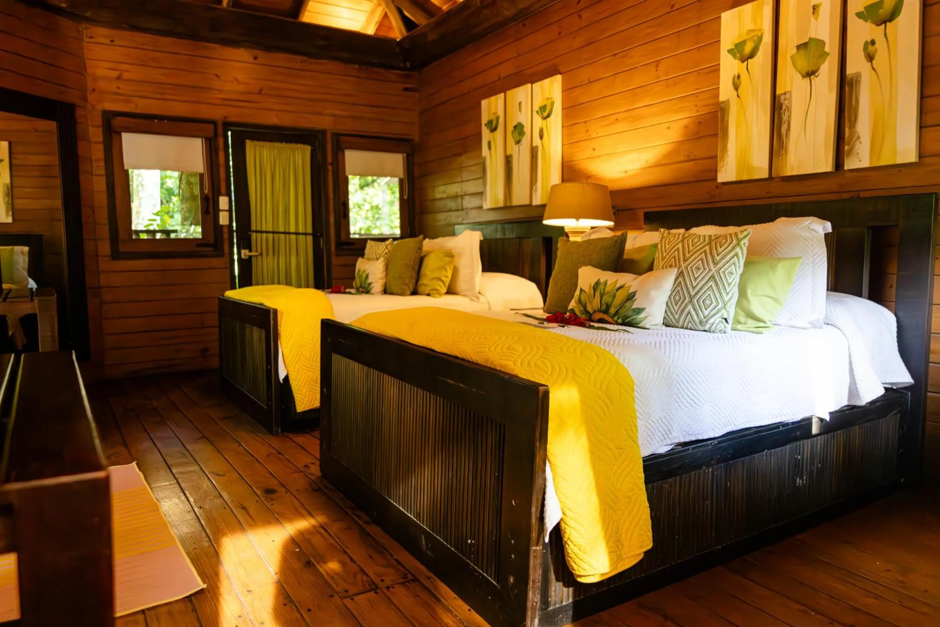 Bed in Platon Ecolodge