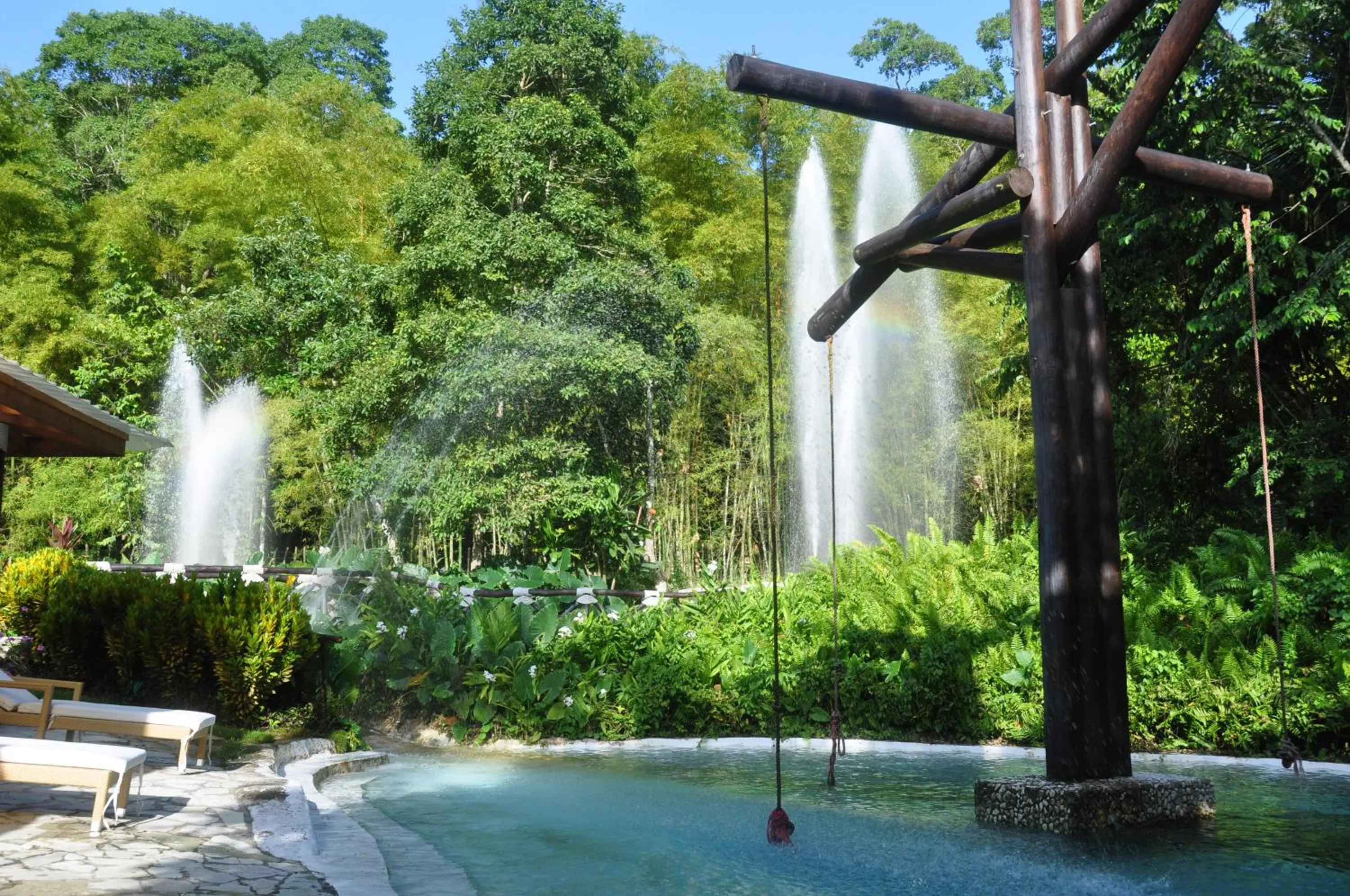 Swimming pool in Platon Ecolodge