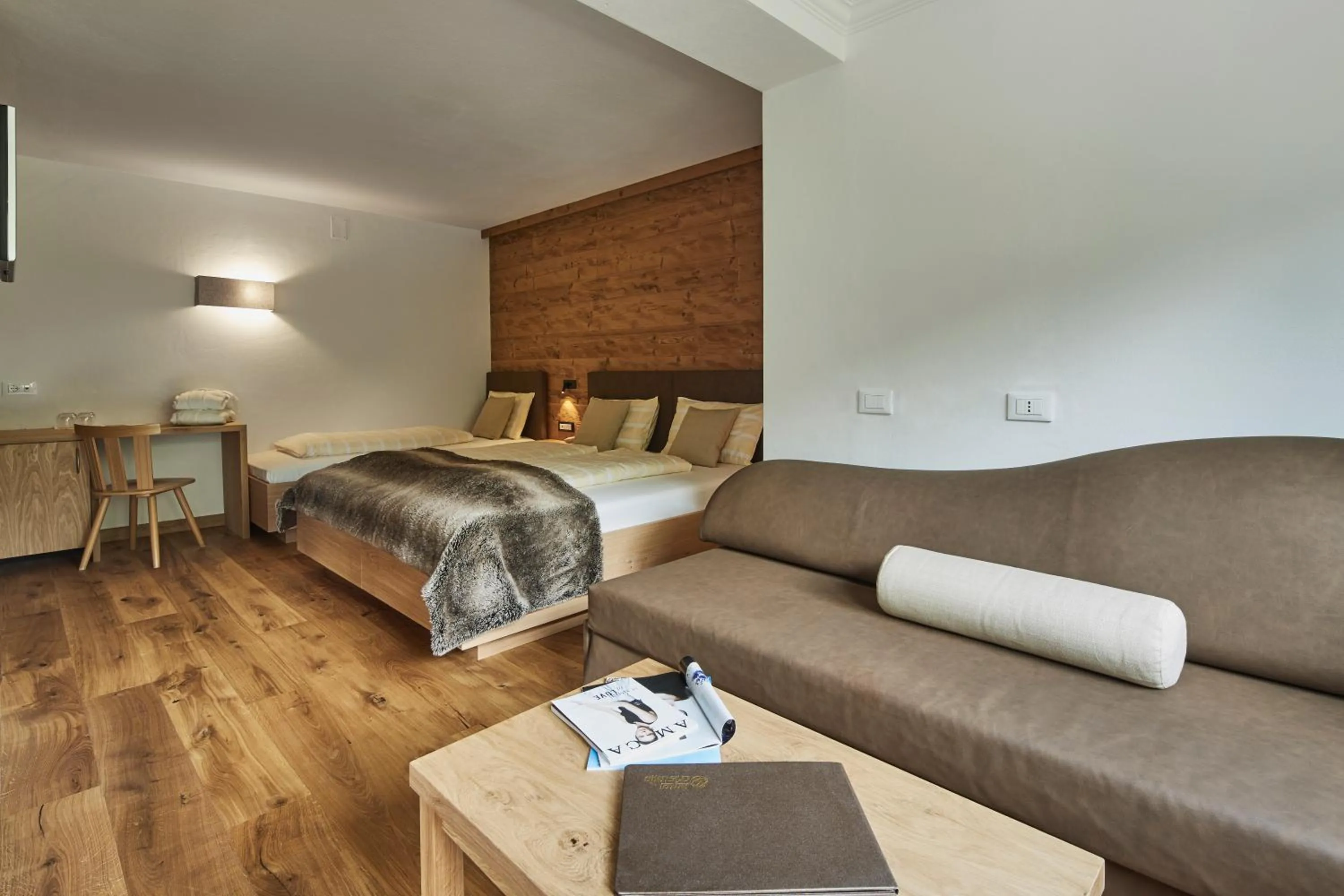 Photo of the whole room, Bed in Hotel Cristallo - Wellness Mountain Living