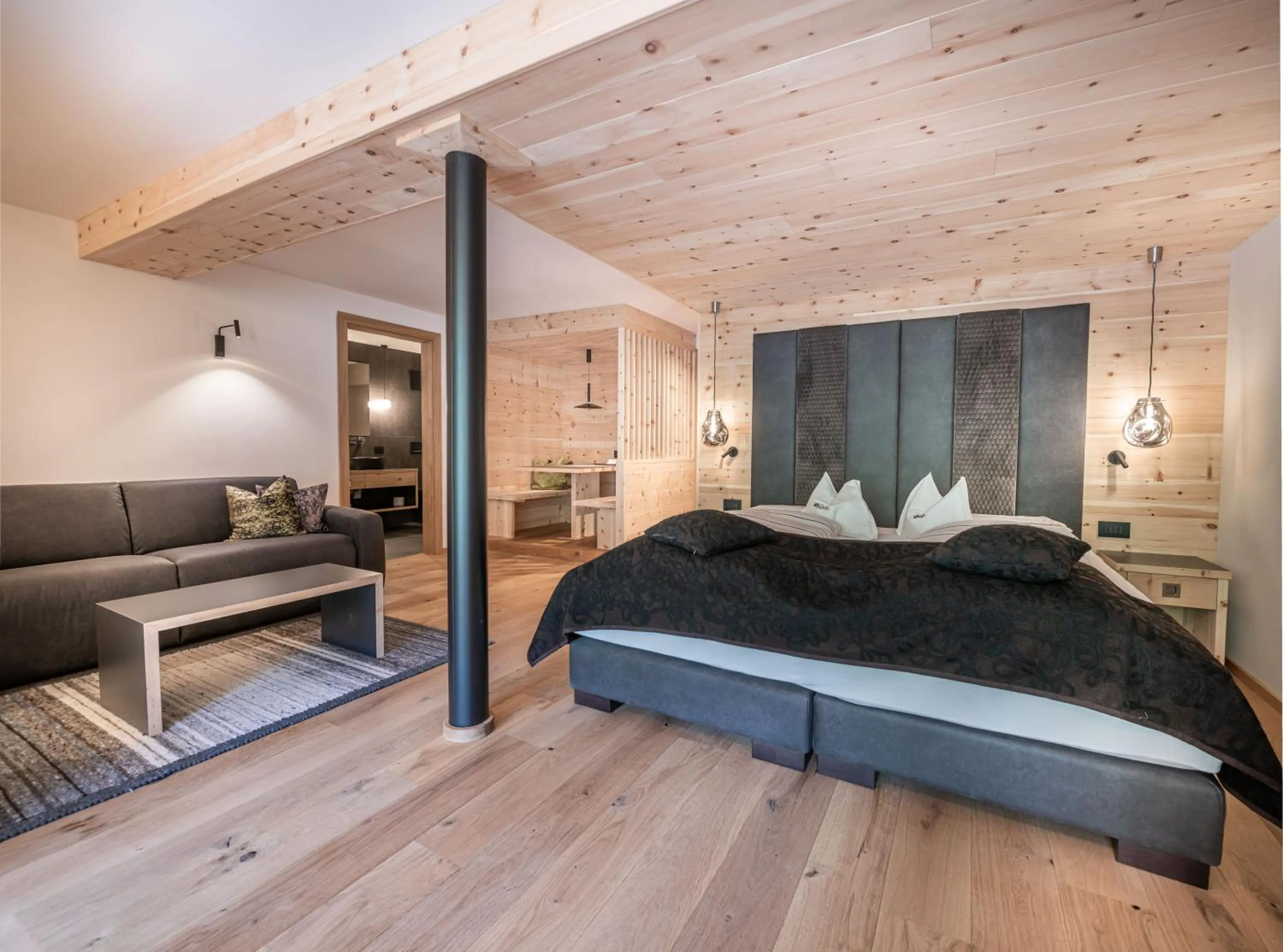 Bedroom, Bed in Hotel Cristallo - Wellness Mountain Living