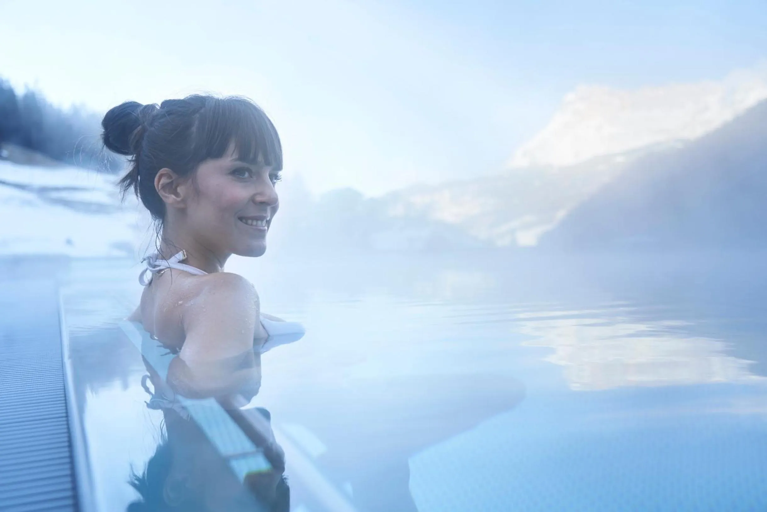 Swimming pool in Hotel Cristallo - Wellness Mountain Living