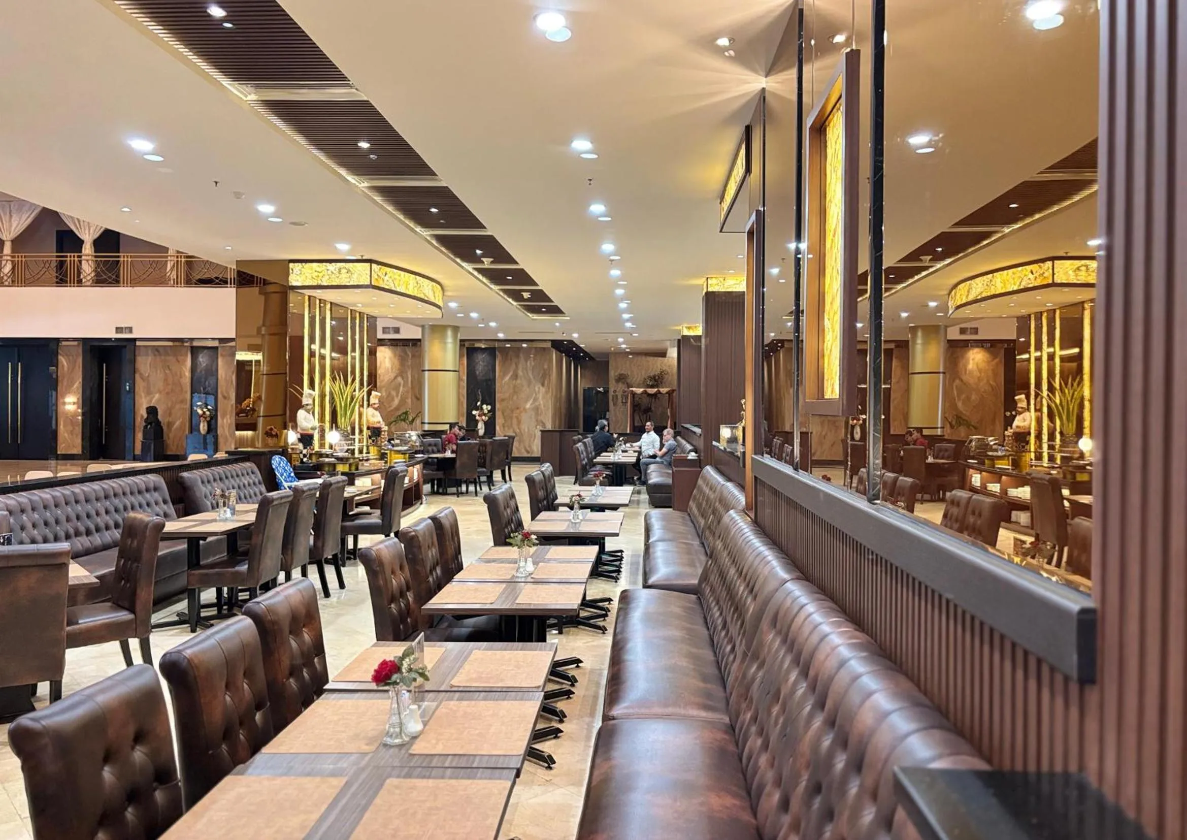 Restaurant/places to eat in Grand Elite Hotel Pekanbaru