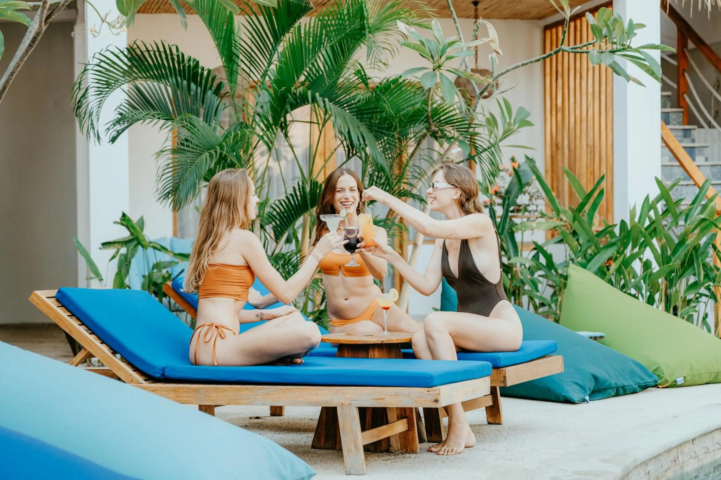 People in Coco Lemon Gili Resort