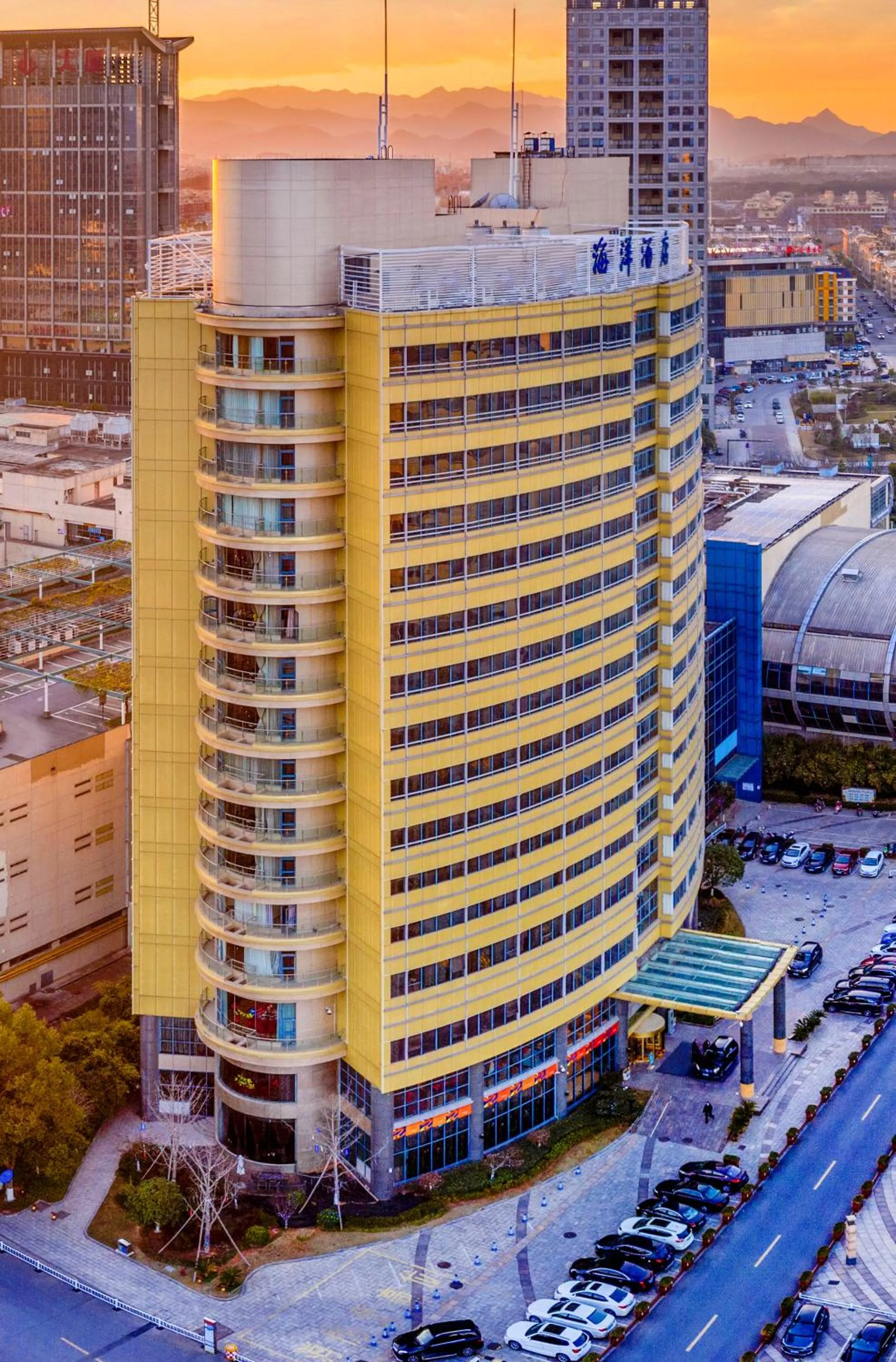Property building in Yiwu Ocean Hotel - Original Best Western Premier Ocean Hotel