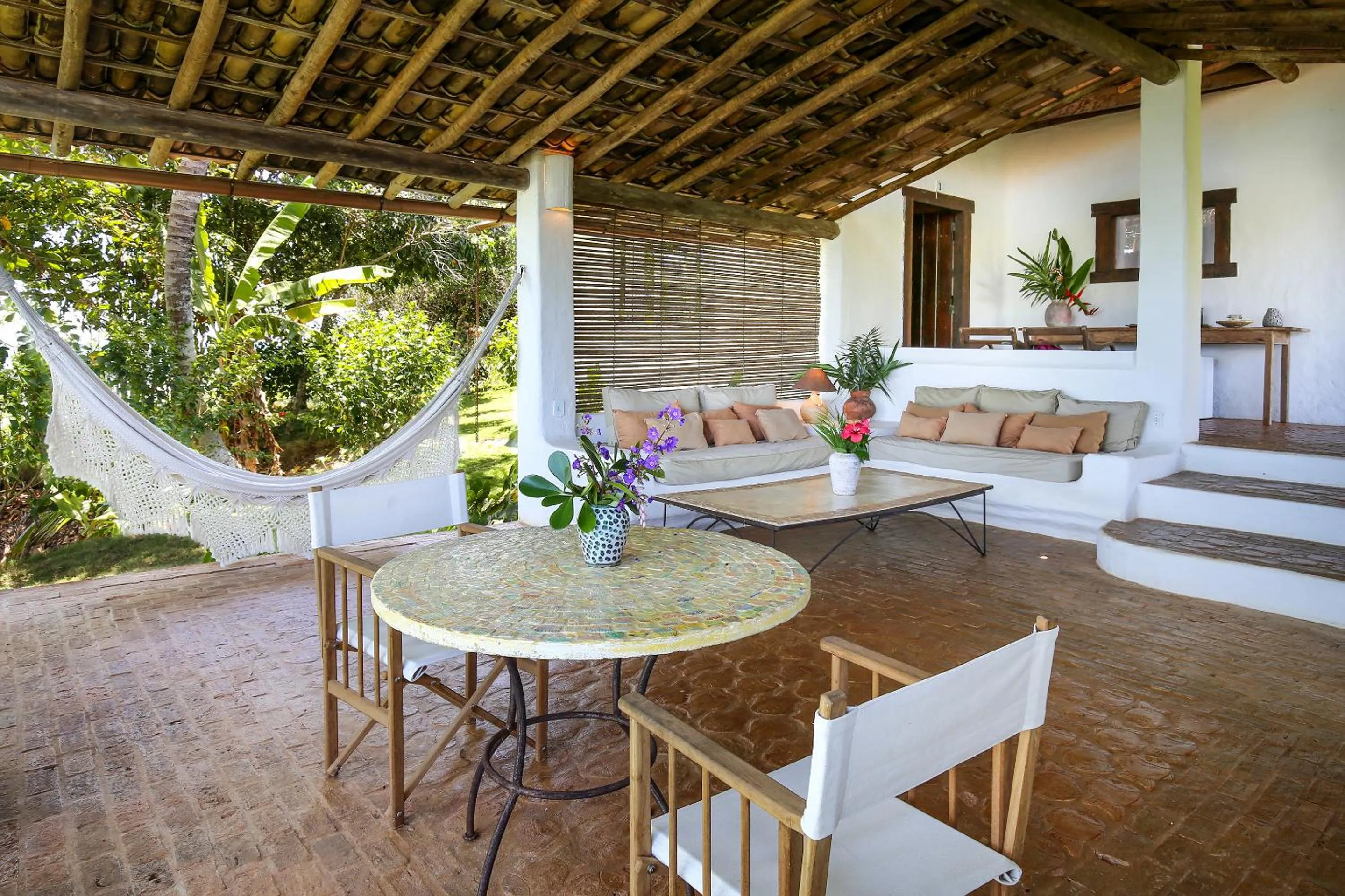 Patio in Hotel Calá & Divino