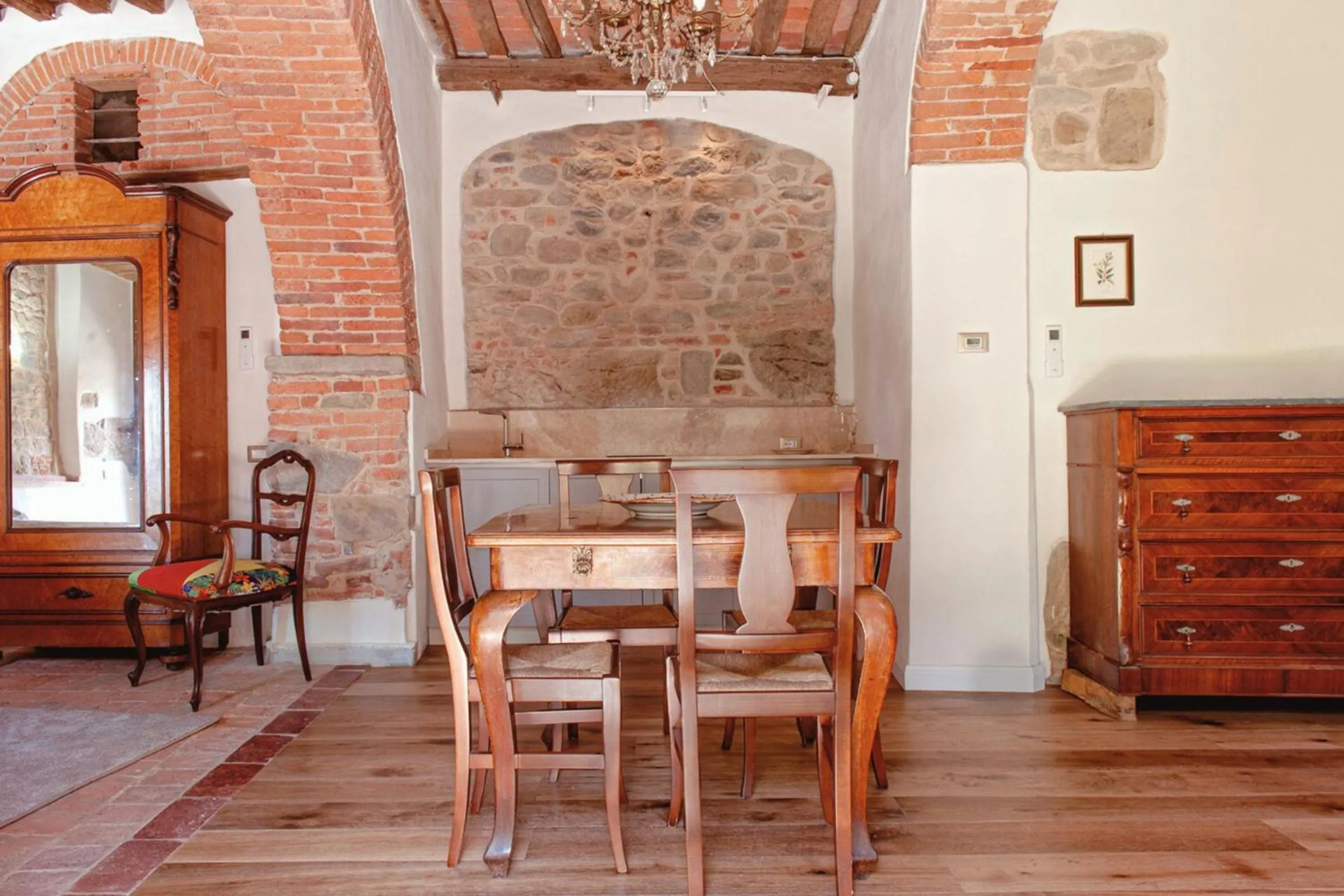 Dining area in Hotel Villa Sermolli