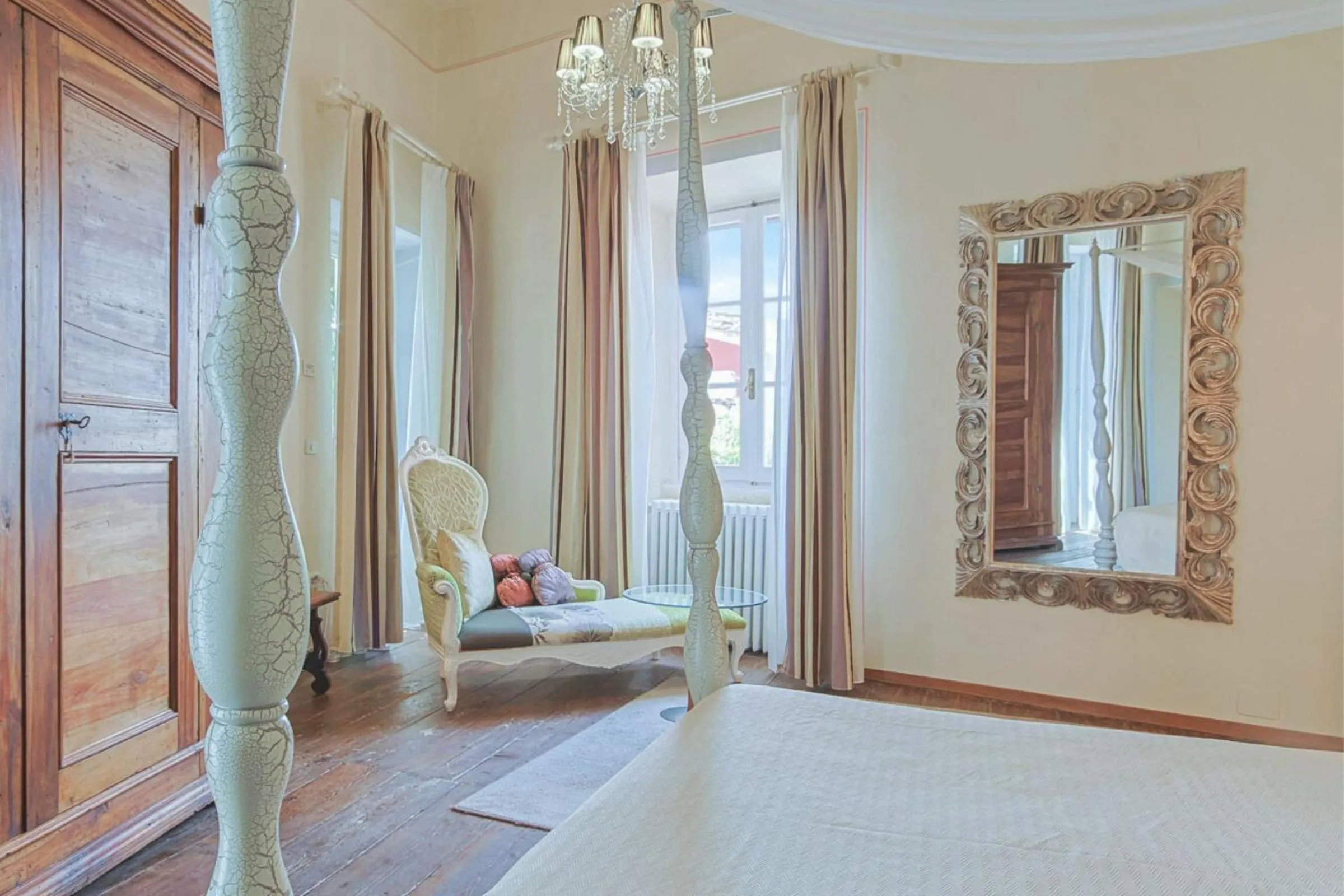 Photo of the whole room, Bed in Hotel Villa Sermolli