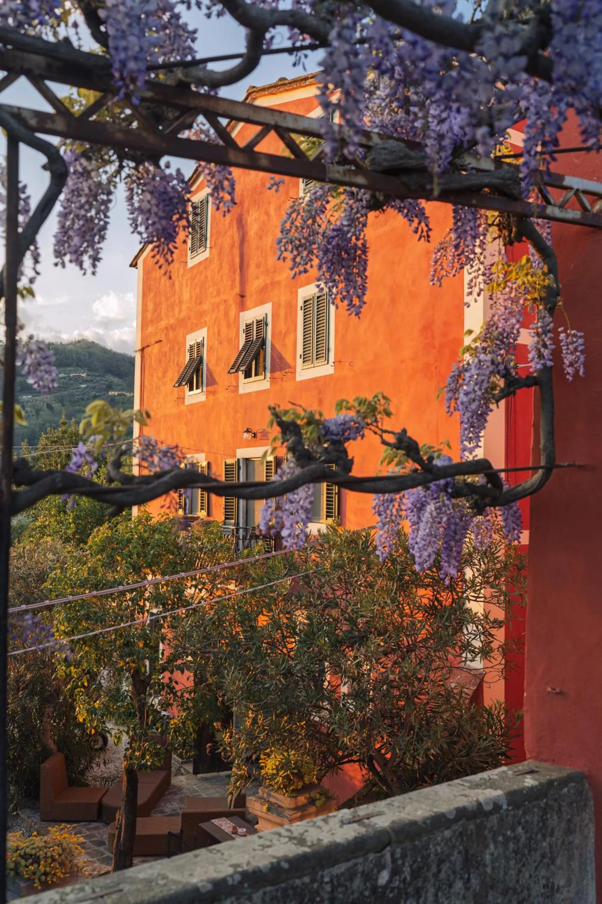 Property building in Hotel Villa Sermolli