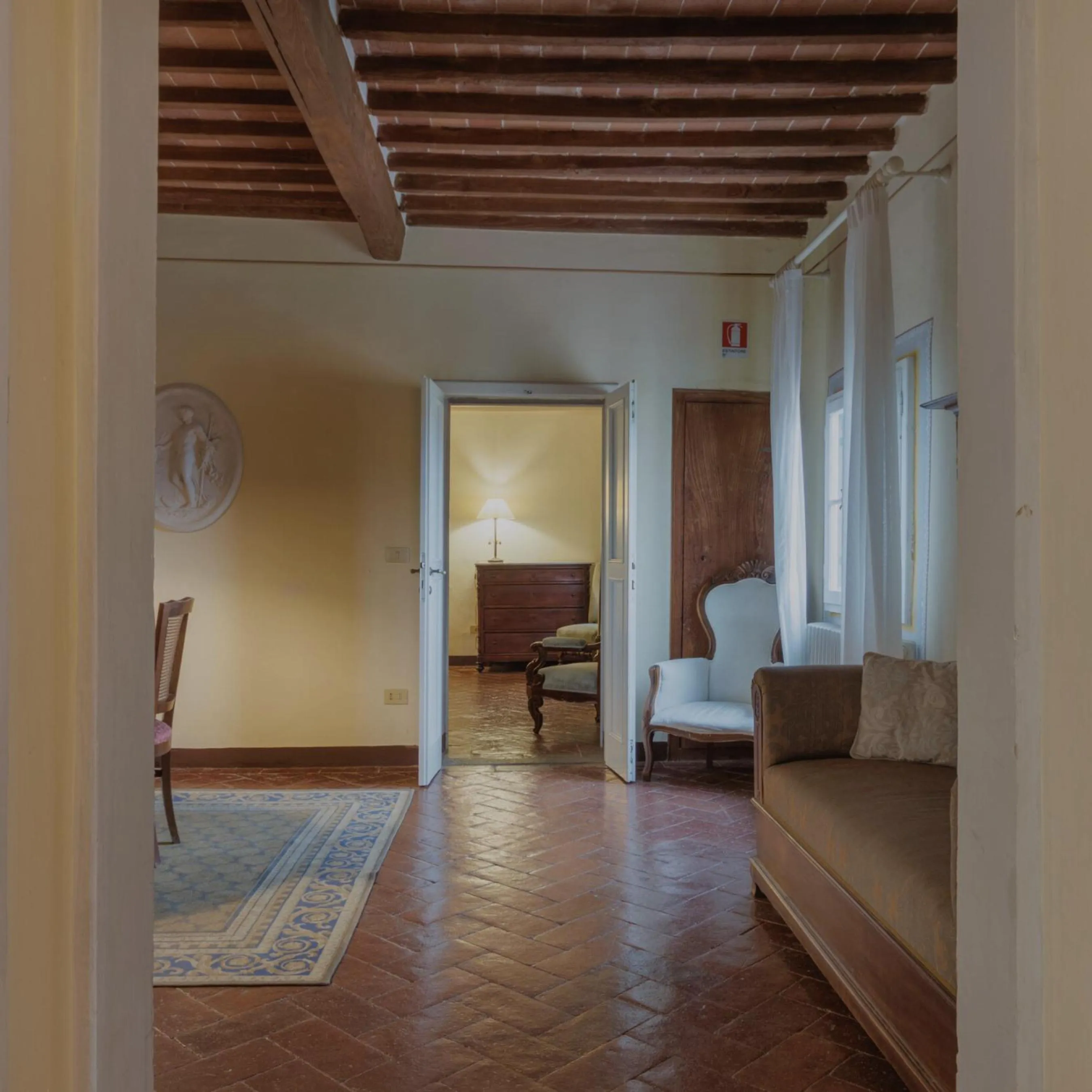 Living room in Hotel Villa Sermolli