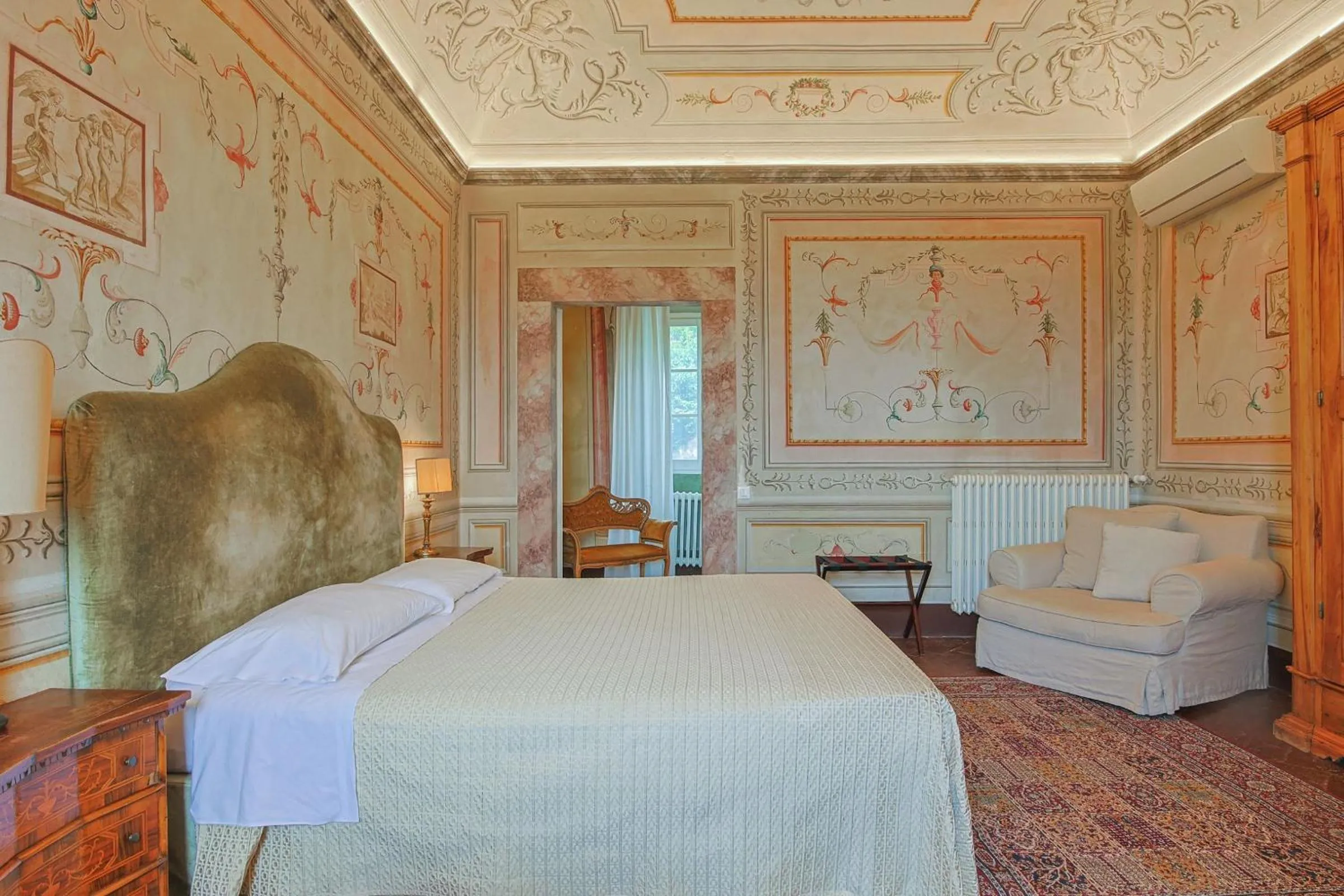 Bedroom, Bed in Hotel Villa Sermolli