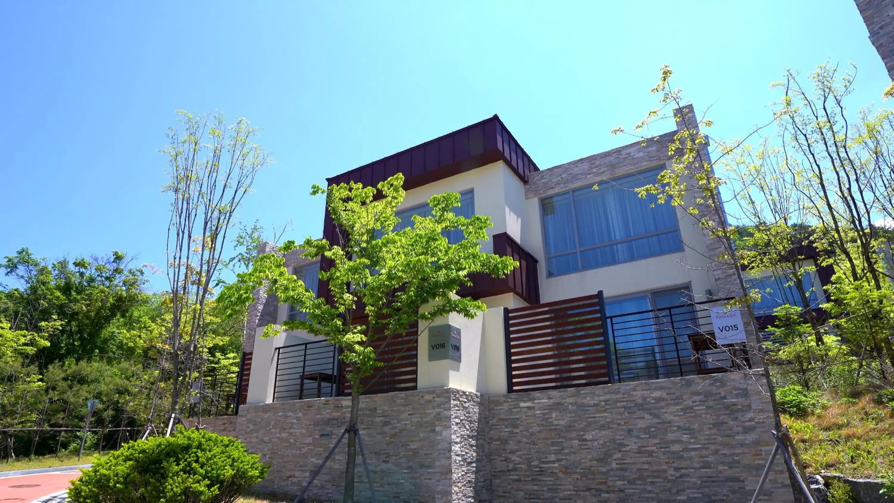 Villa Suite with Two Double Beds in Ramada Hotel & Suite by Wyndham Gangwon Pyeongchang Villa Suite with Two Double Beds in Ramada Hotel & Suite by Wyndham Gangwon Pyeongchang