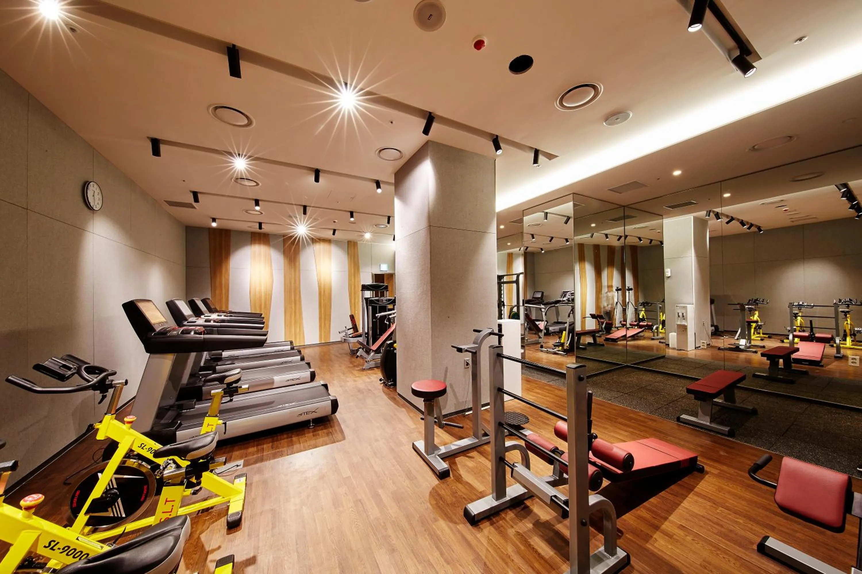 Fitness centre/facilities in Ramada Hotel & Suite by Wyndham Gangwon Pyeongchang