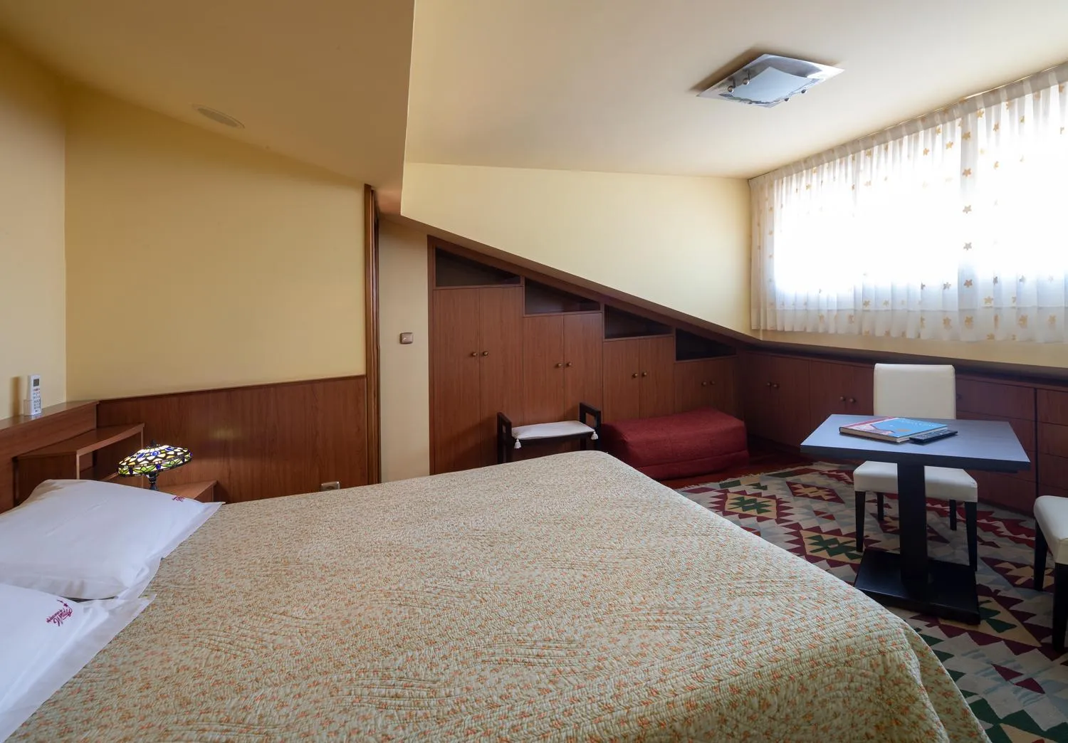 Photo of the whole room, Bed in El Descanso de Wendy