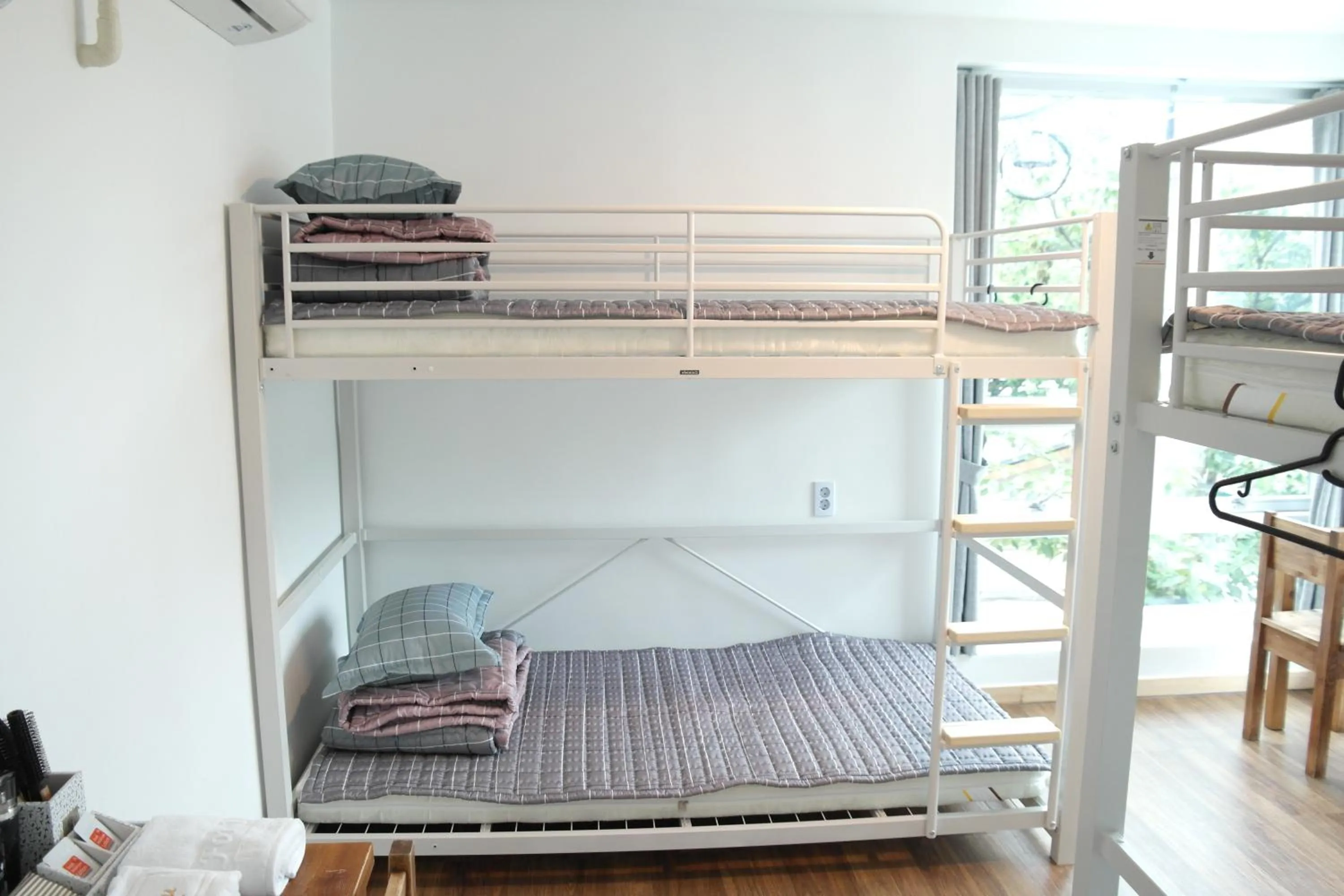 Bed in For You Hostel