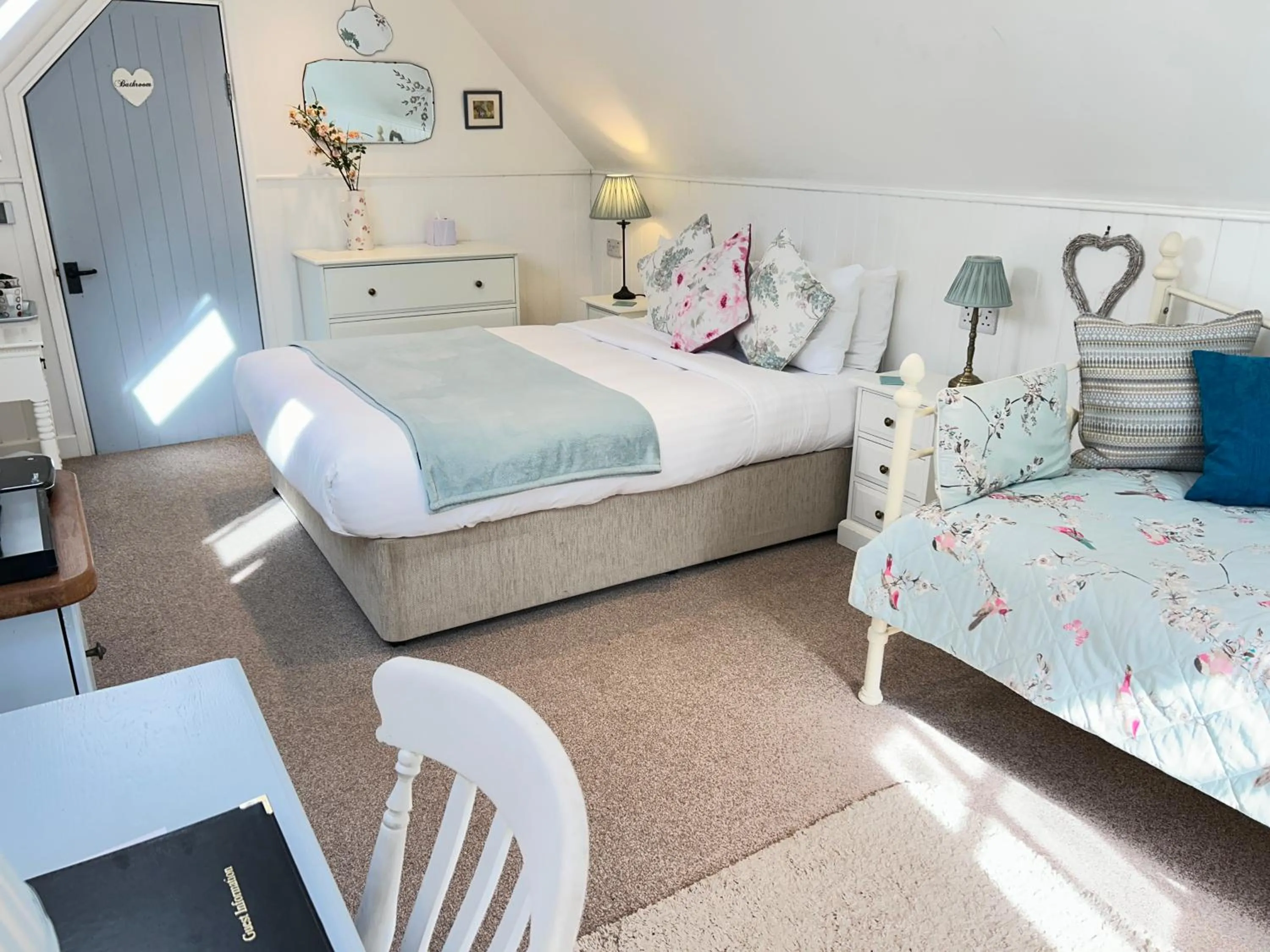 Bed in House of Agnes