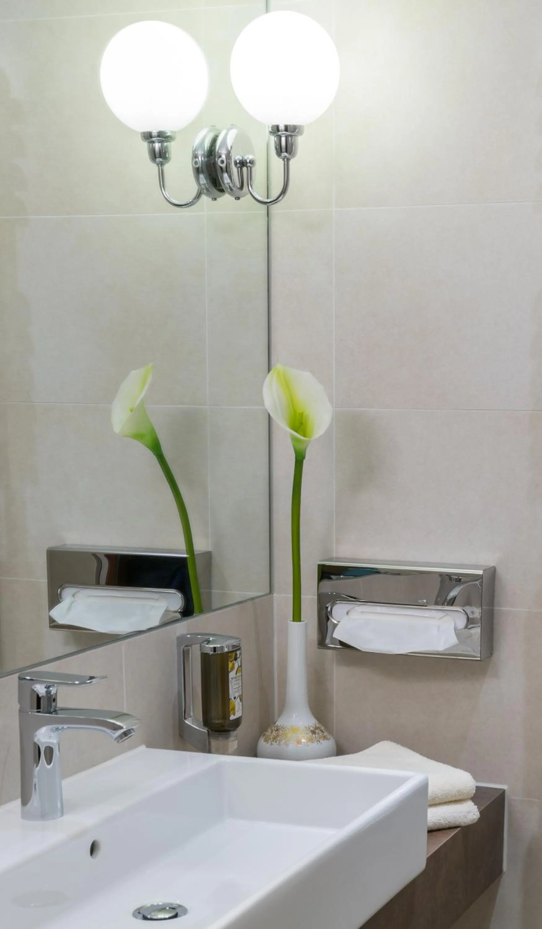 Photo of the whole room in Hotel Holl