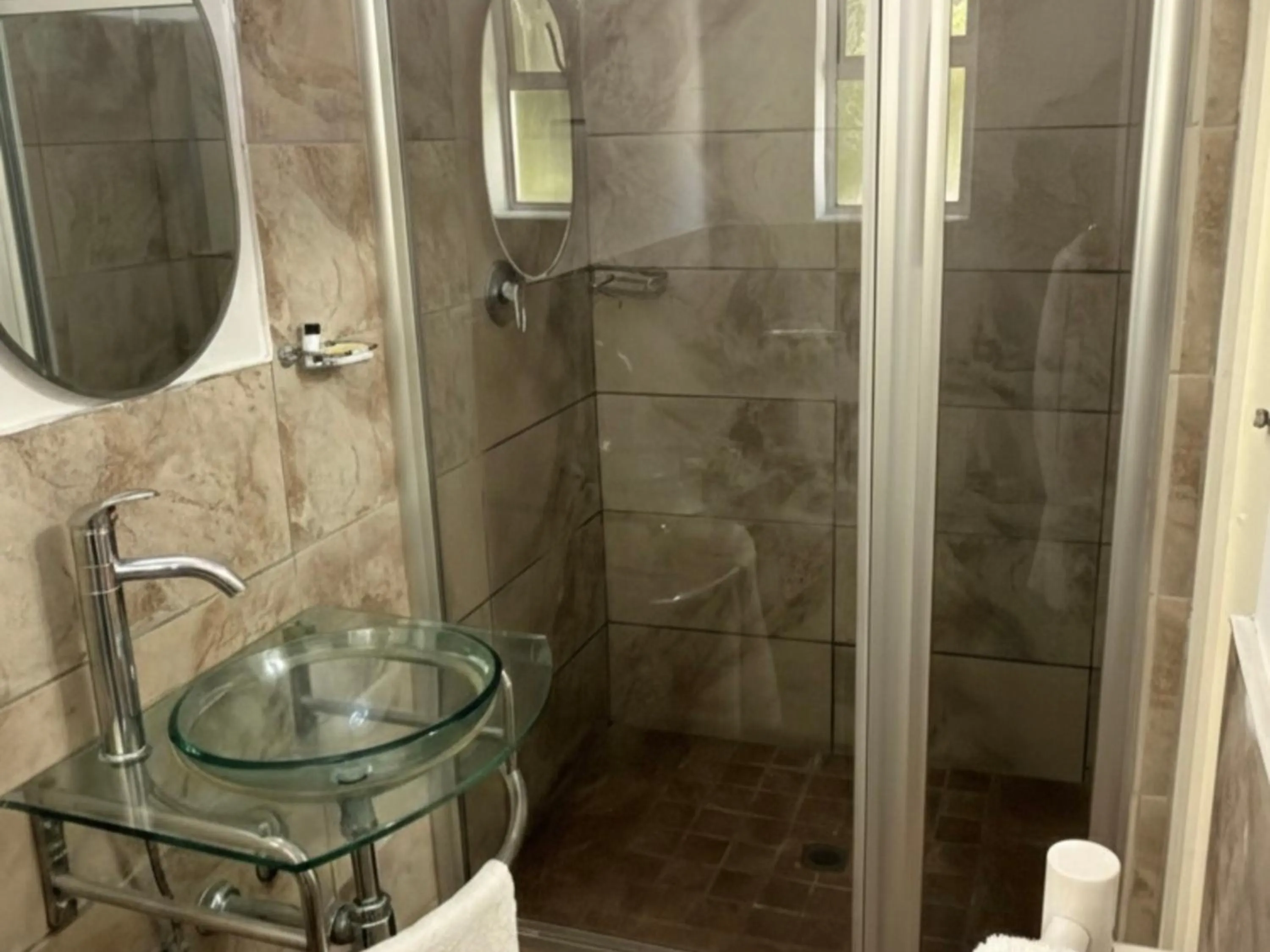 Shower in Lido Hotel