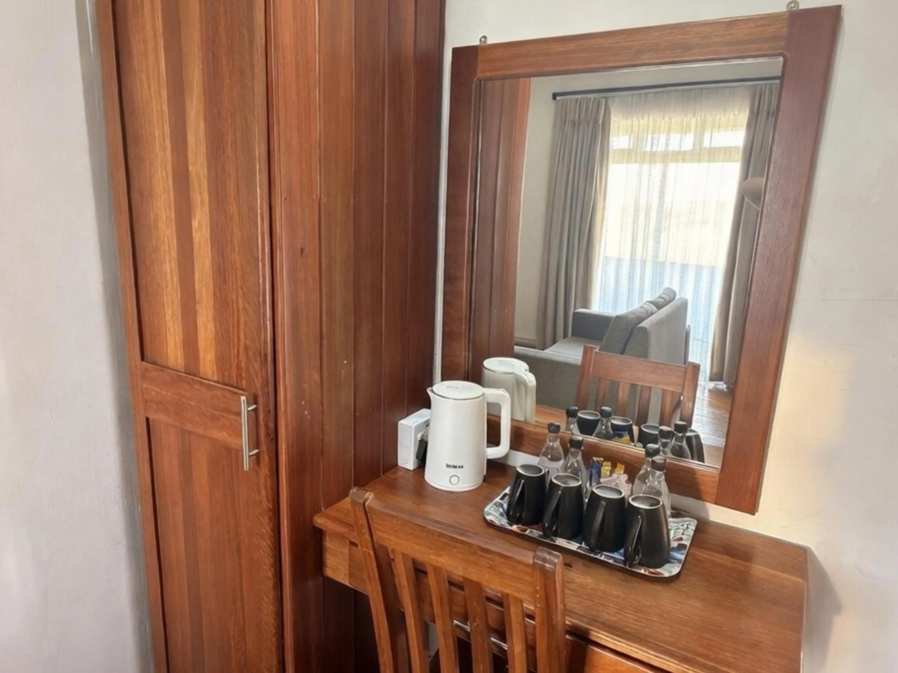 Coffee/tea facilities in Lido Hotel