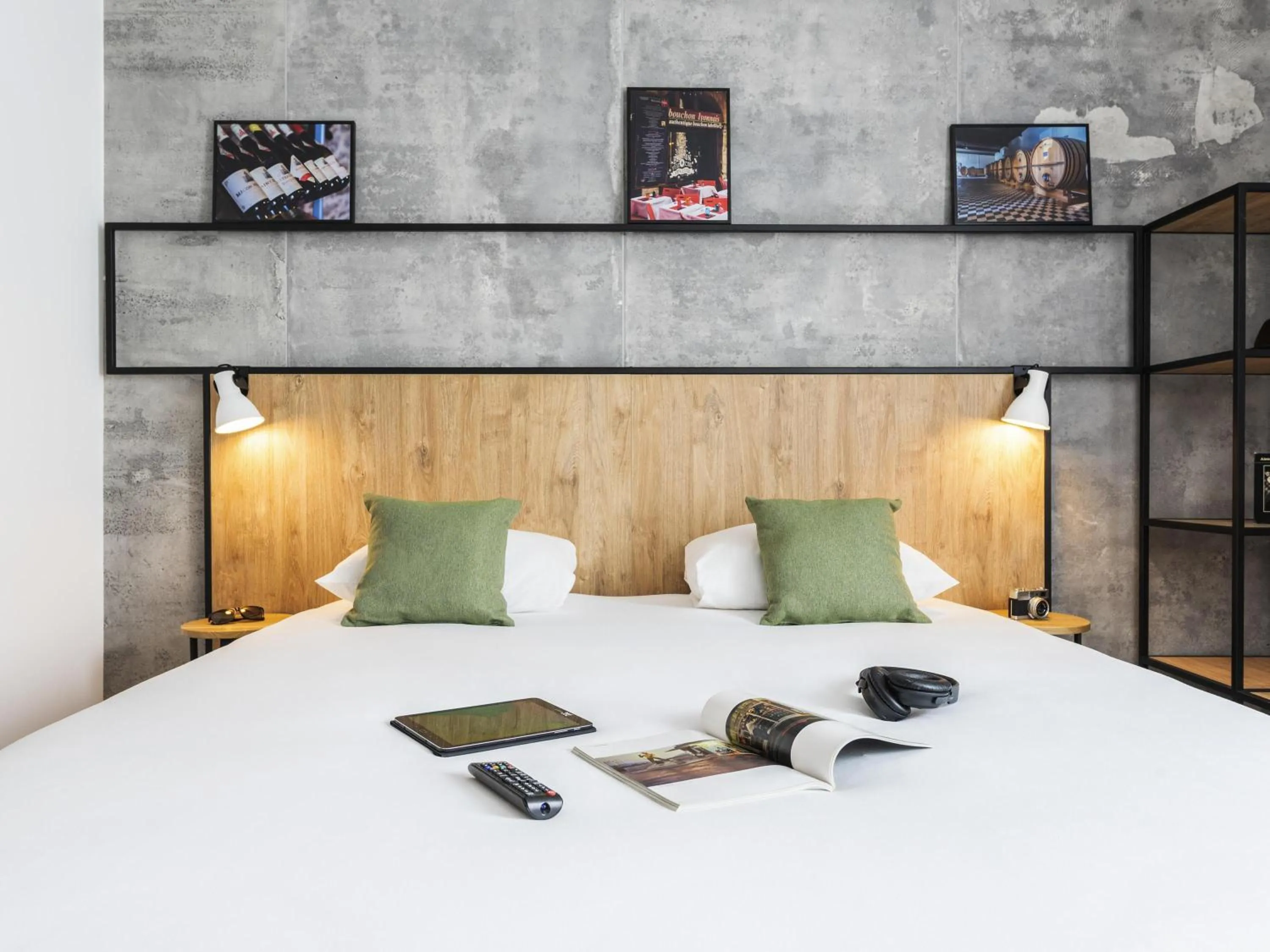 Bedroom, Bed in ibis Lyon Sud Oullins