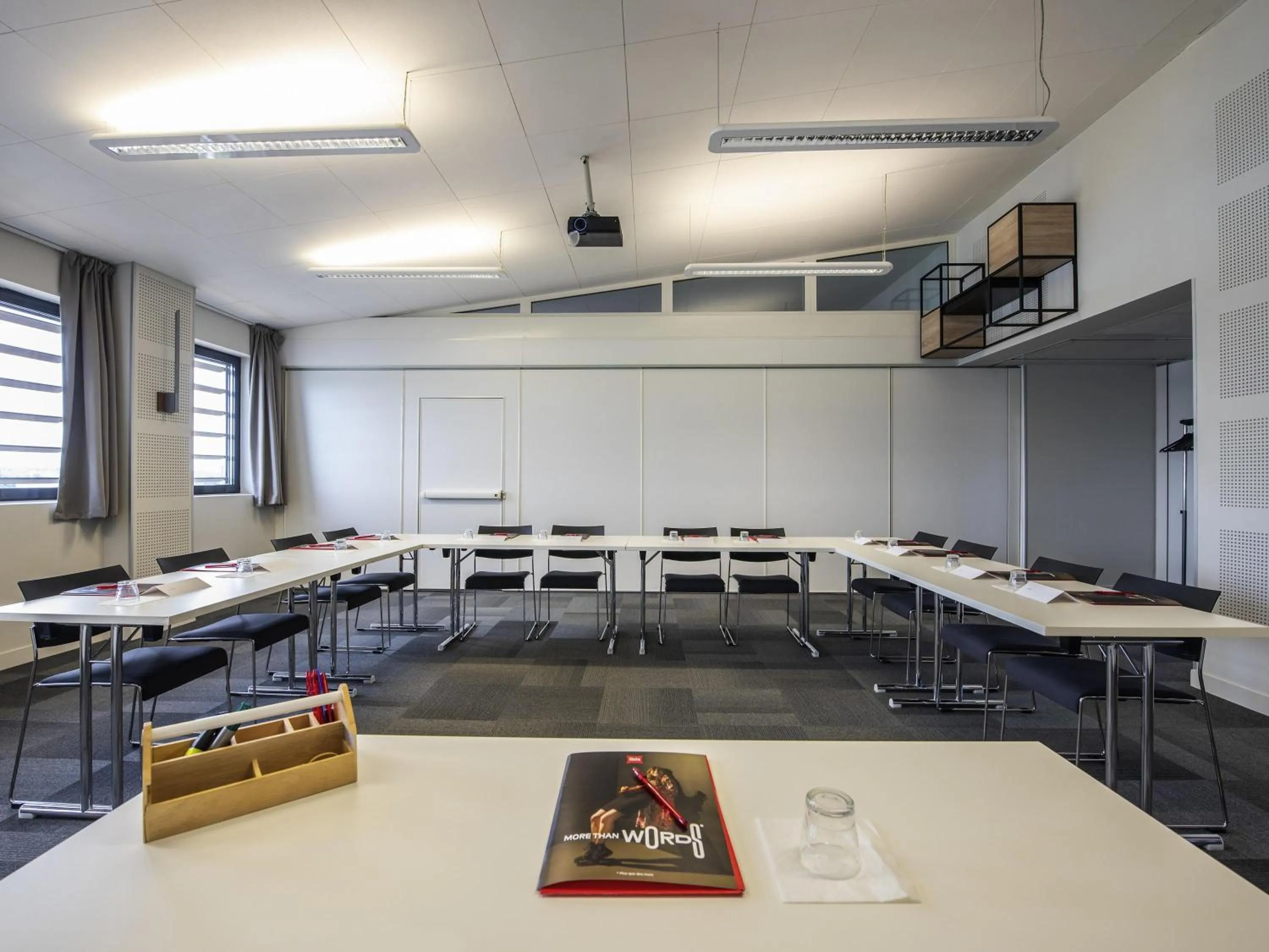 Meeting/conference room in ibis Lyon Sud Oullins