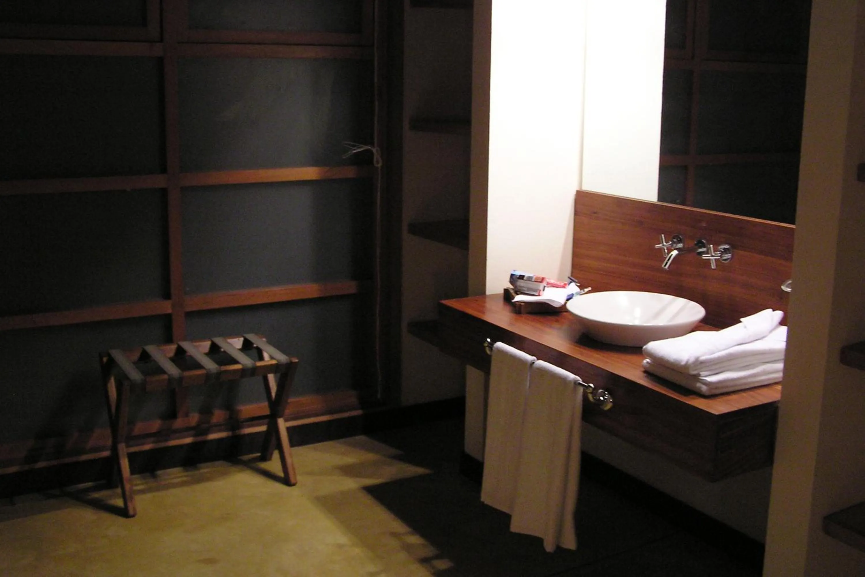 Bathroom, Bed in Decameron Decalodge Ticuna