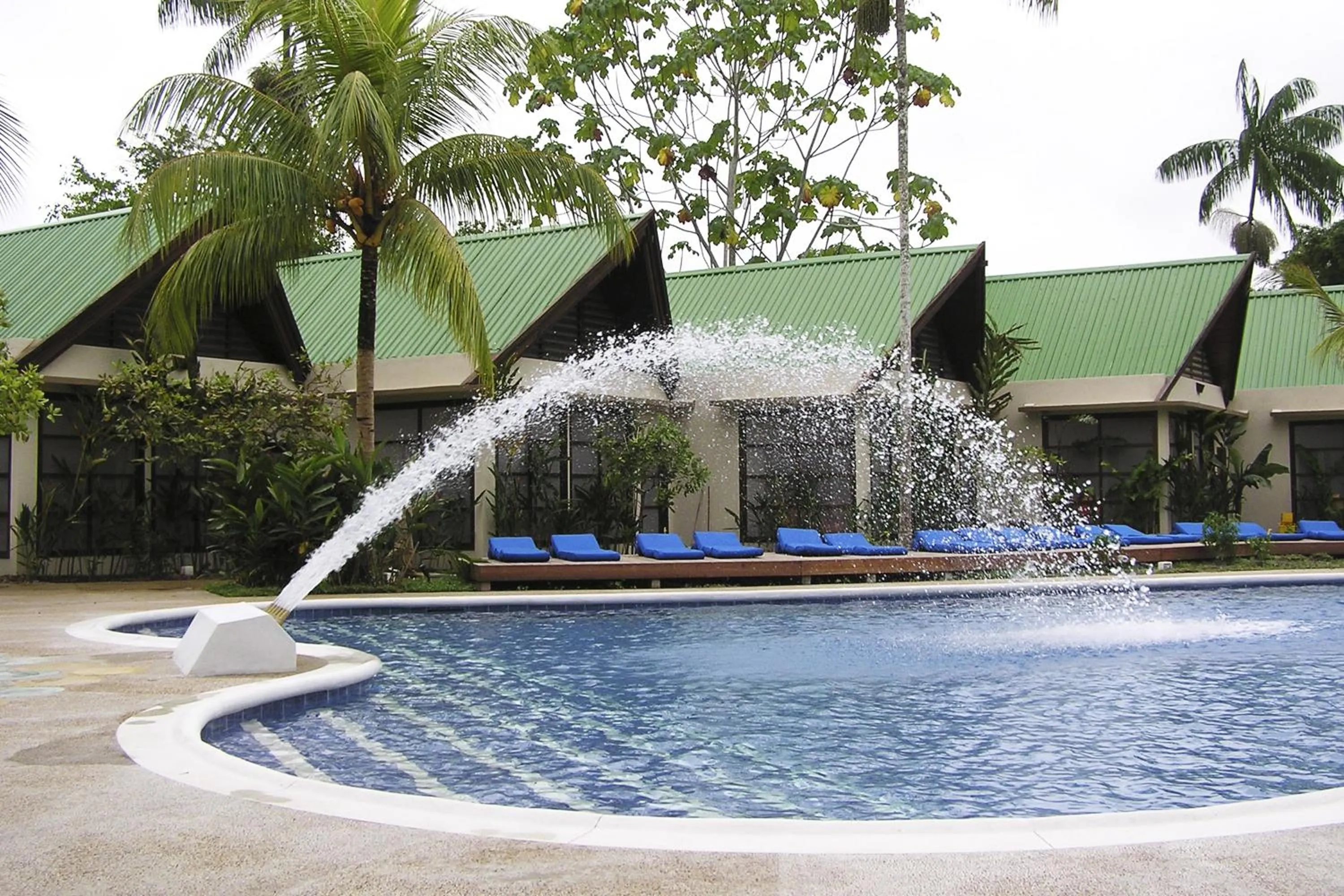 Property building in Decameron Decalodge Ticuna