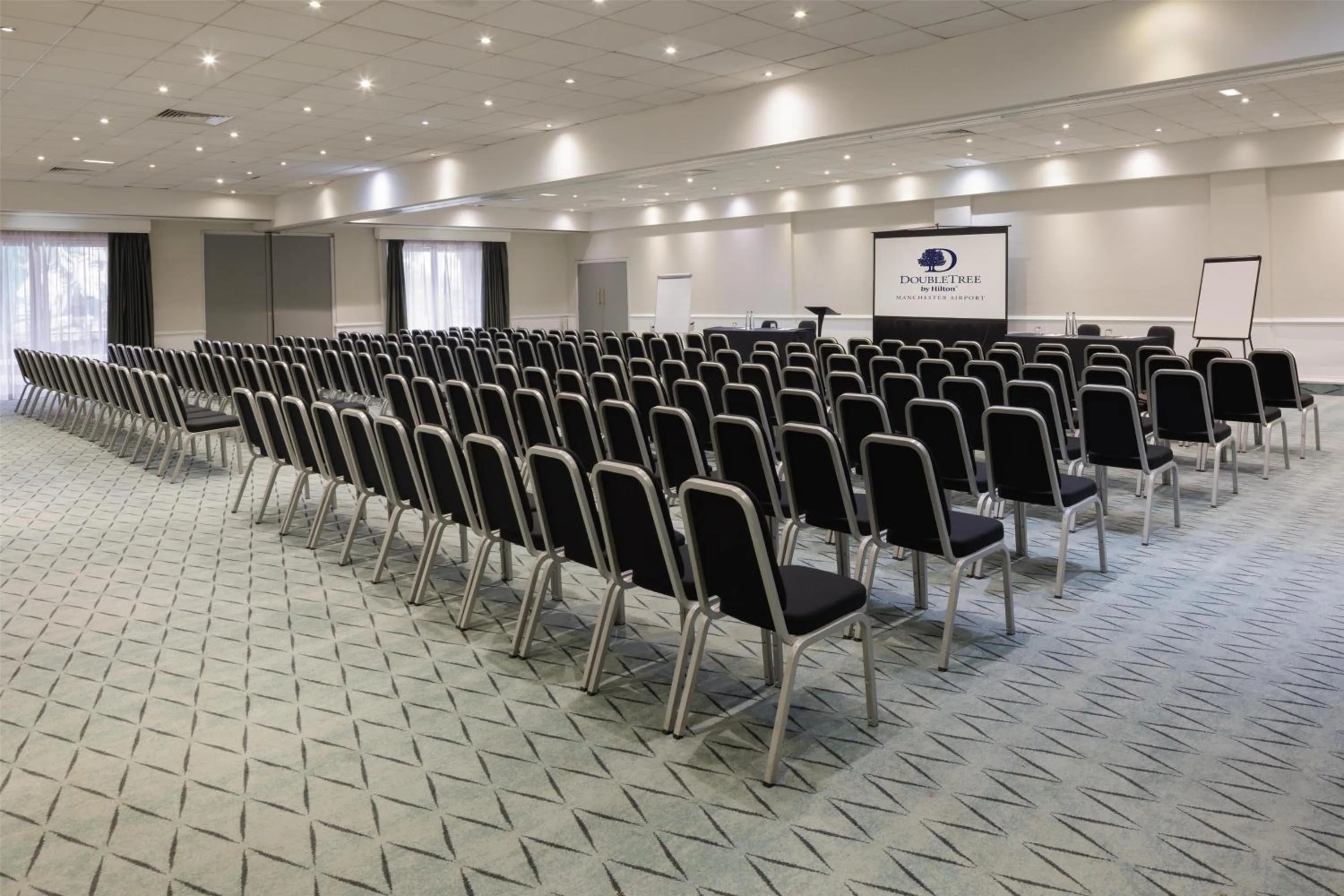 Meeting/conference room in DoubleTree by Hilton Manchester Airport