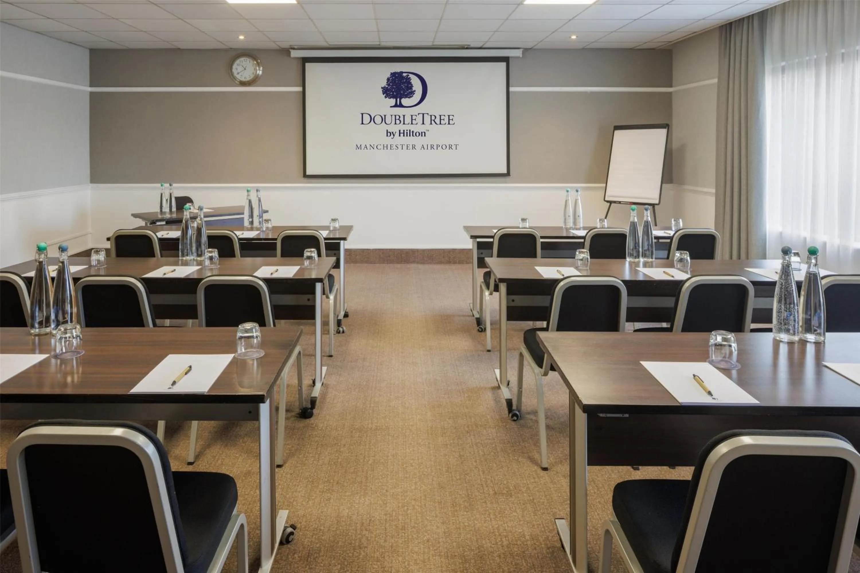 Meeting/conference room in DoubleTree by Hilton Manchester Airport