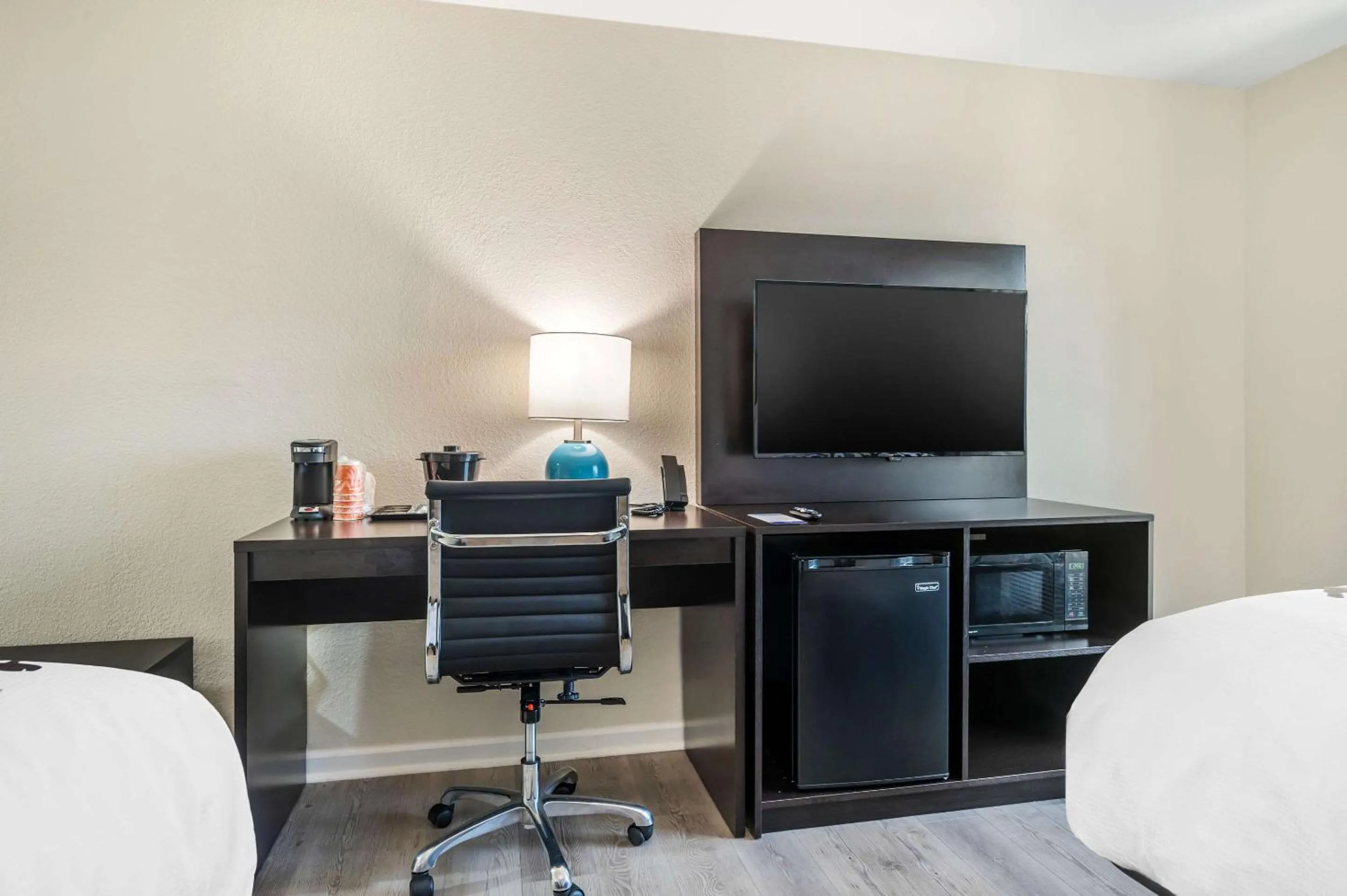 Bedroom in Sleep Inn & Suites