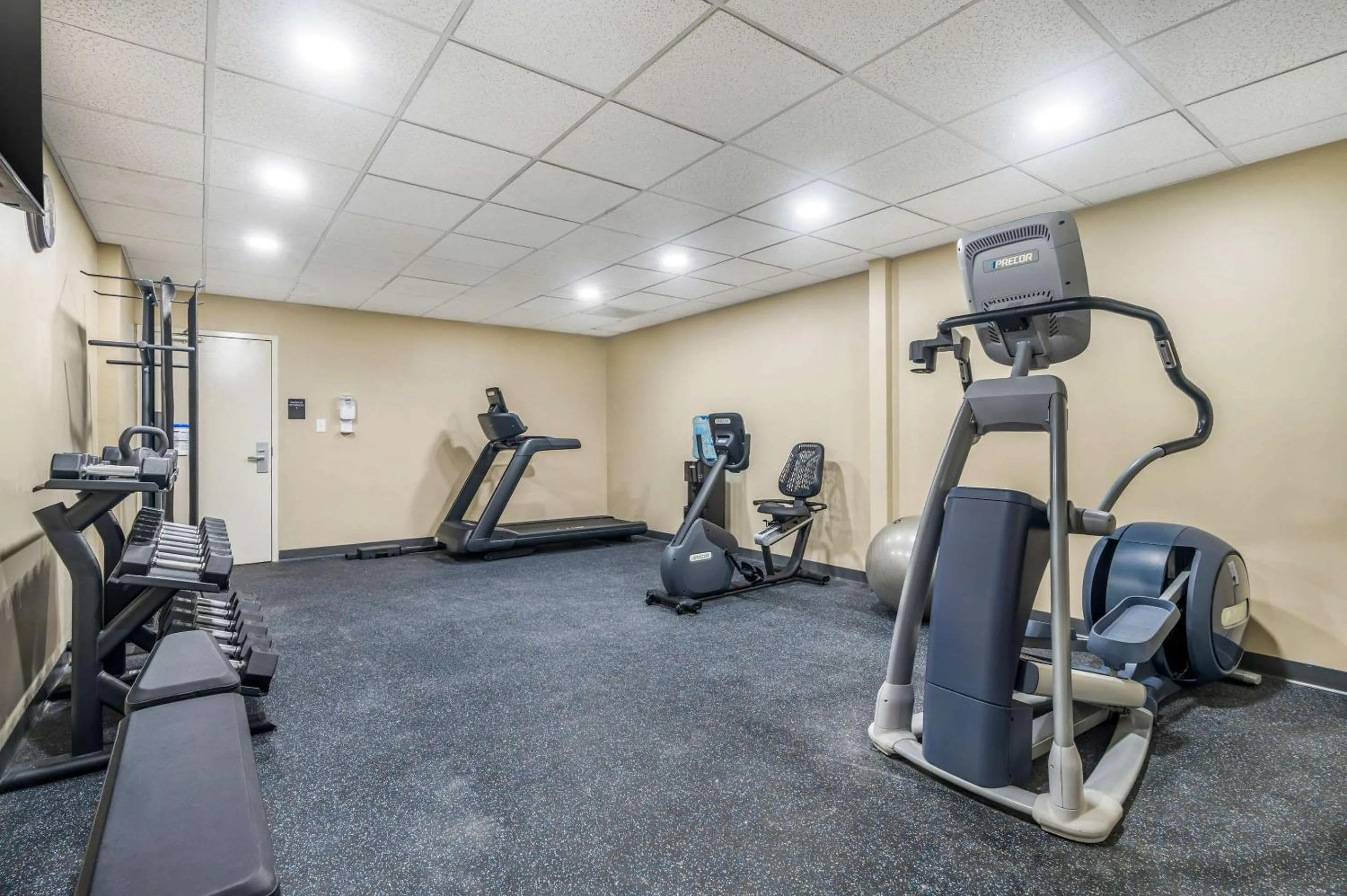 Fitness centre/facilities in Sleep Inn & Suites