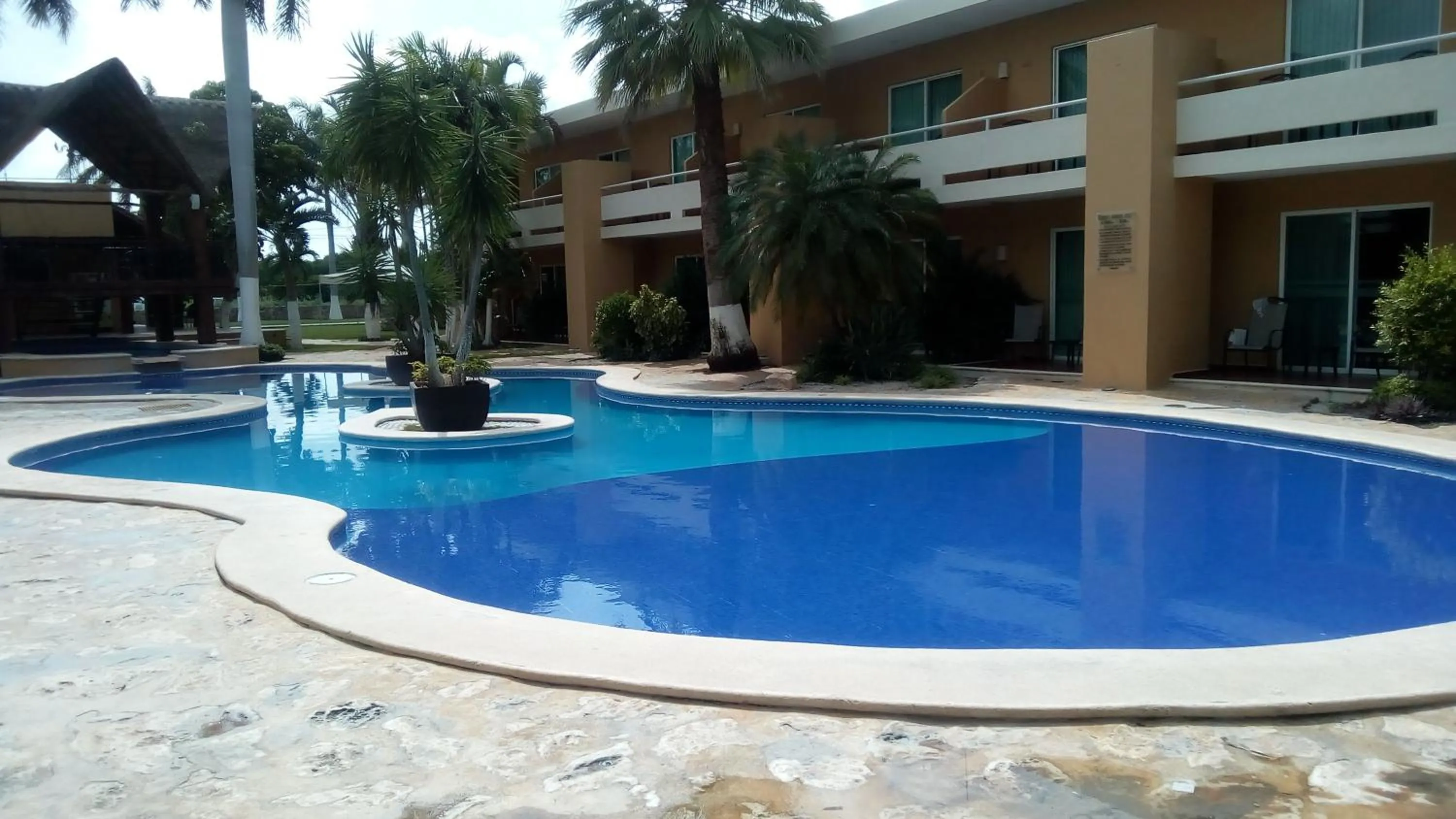 Swimming pool in Tecnohotel Mérida Norte