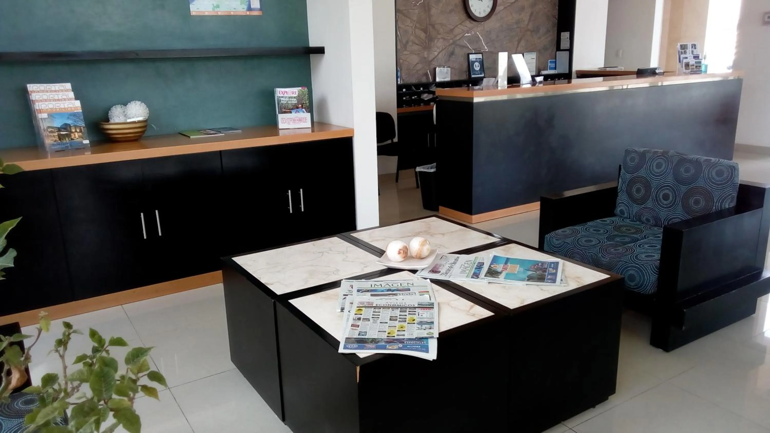 Lobby or reception in Tecnohotel Mérida Norte