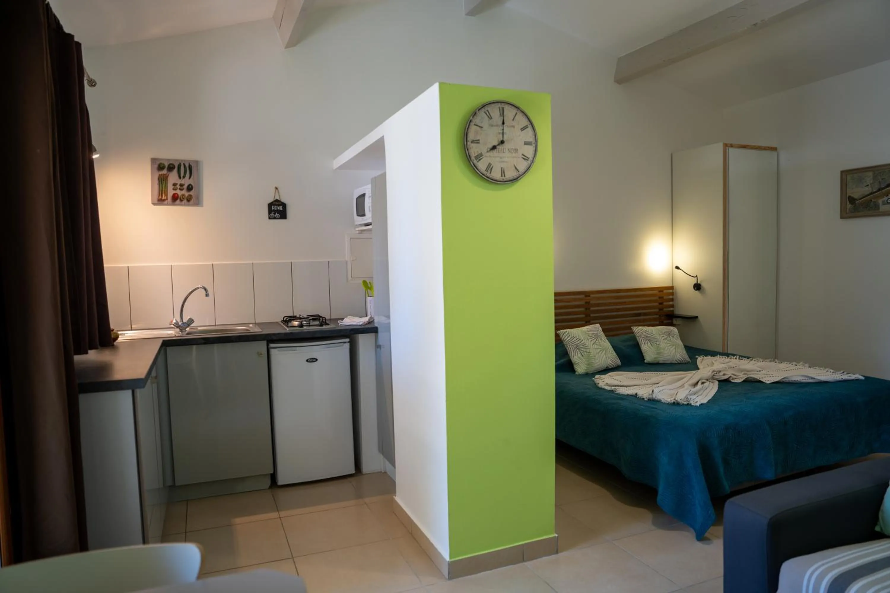 Photo of the whole room, Bed in Résidence Sophia