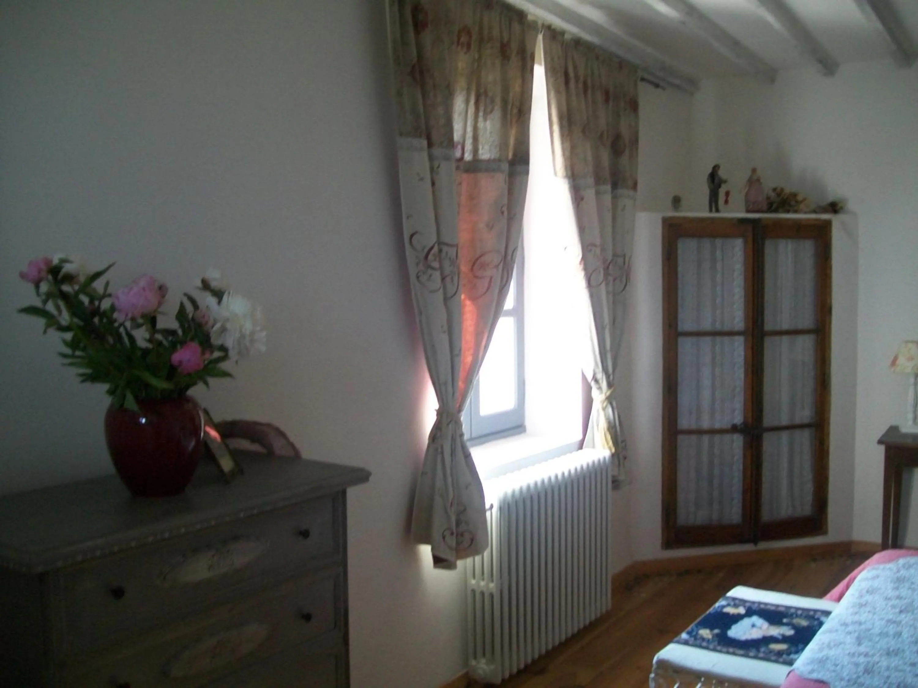 Photo of the whole room, Bed in Chambre d'hôtes La Margotte