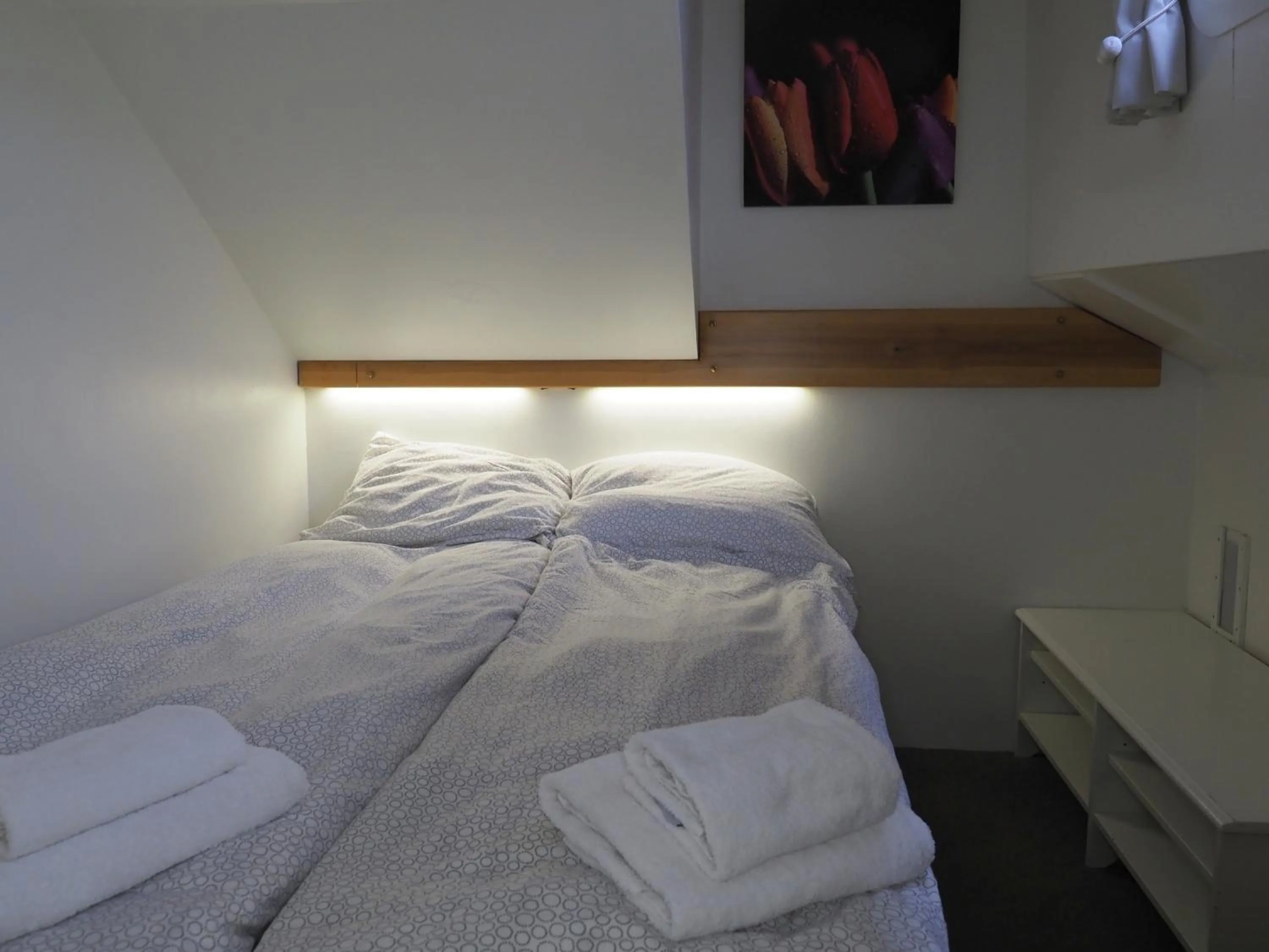 Bed in Hotelboat Allure