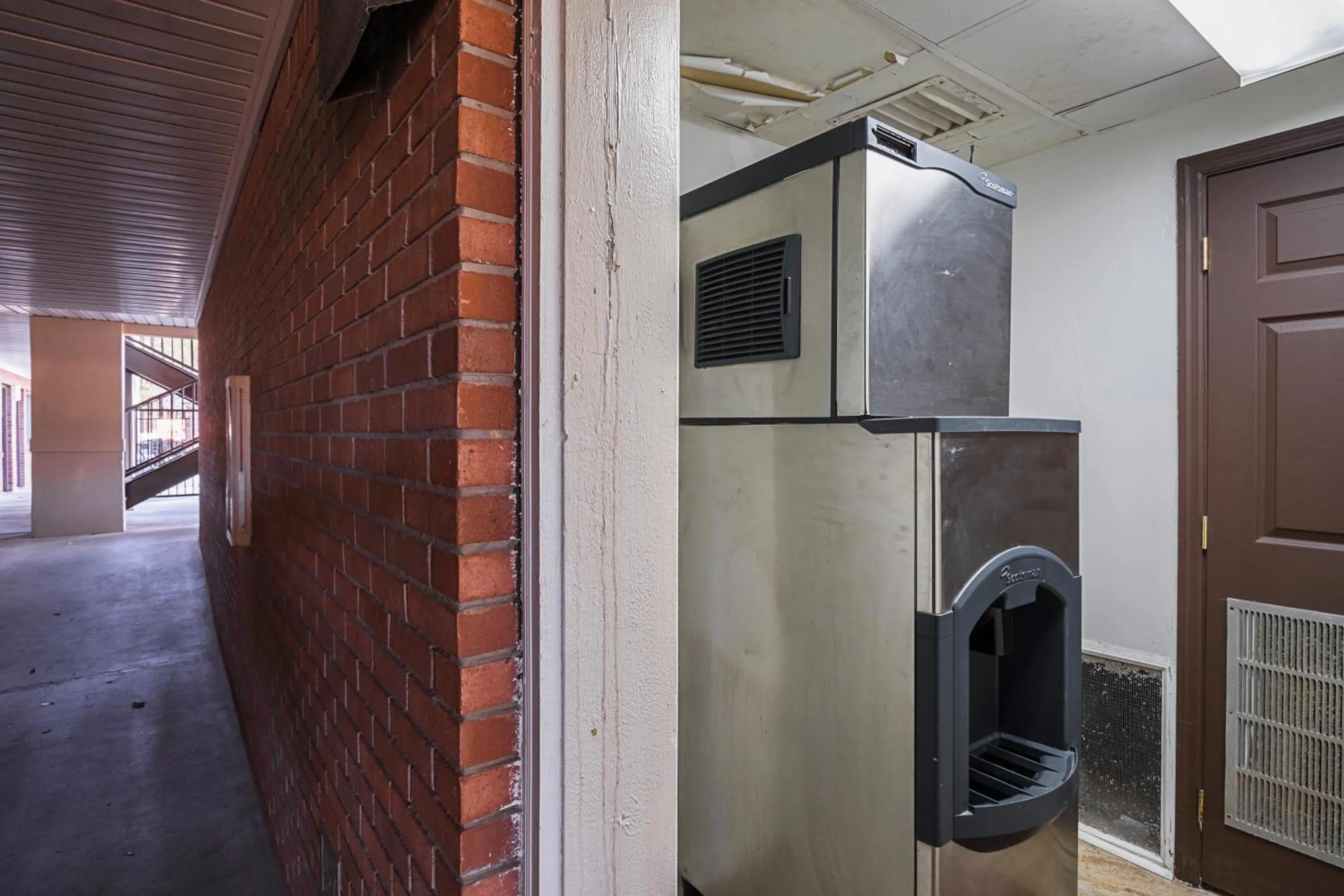 Other in Red Roof Inn & Suites Scottsboro