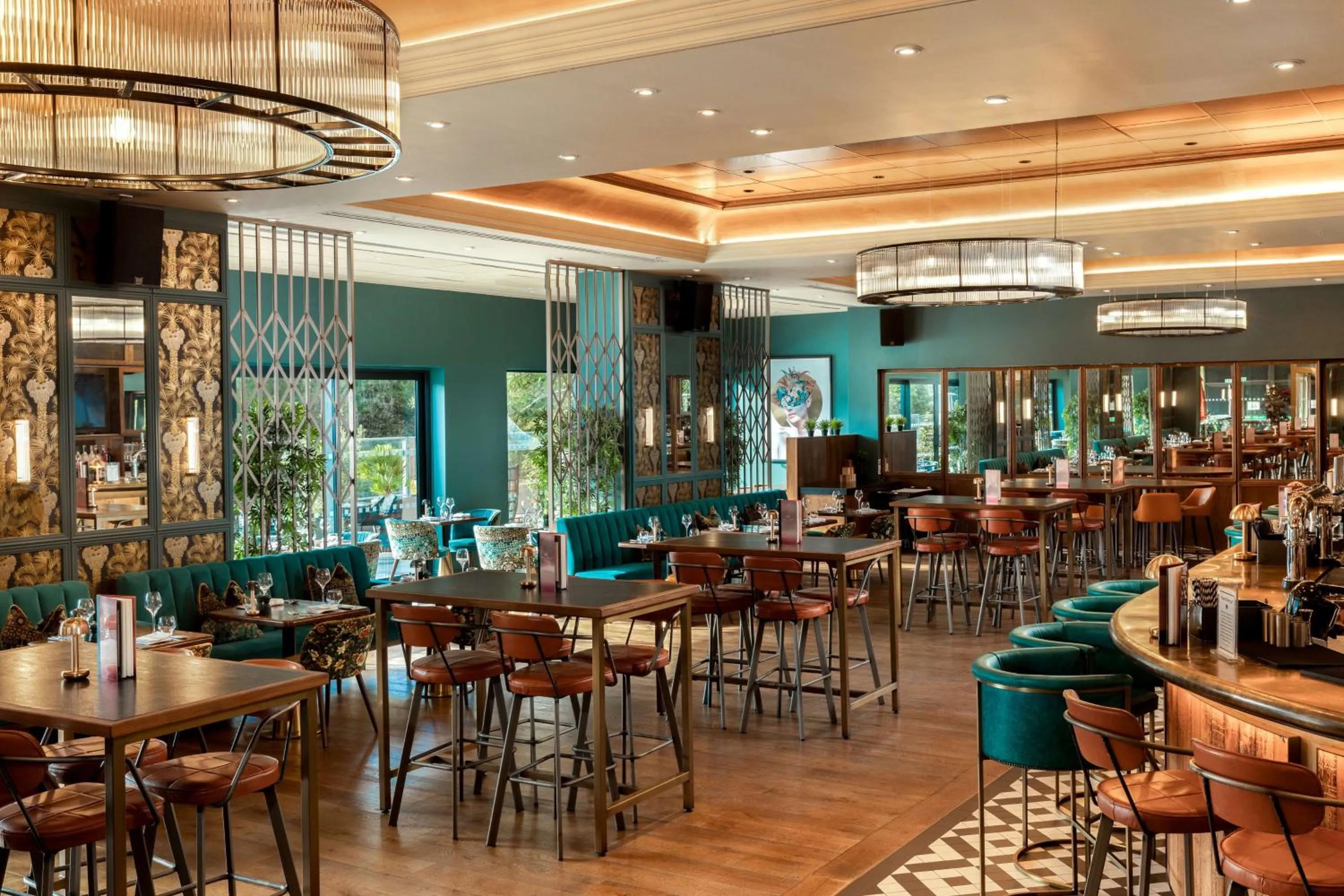 Restaurant/places to eat in Hilton Birmingham Metropole Hotel