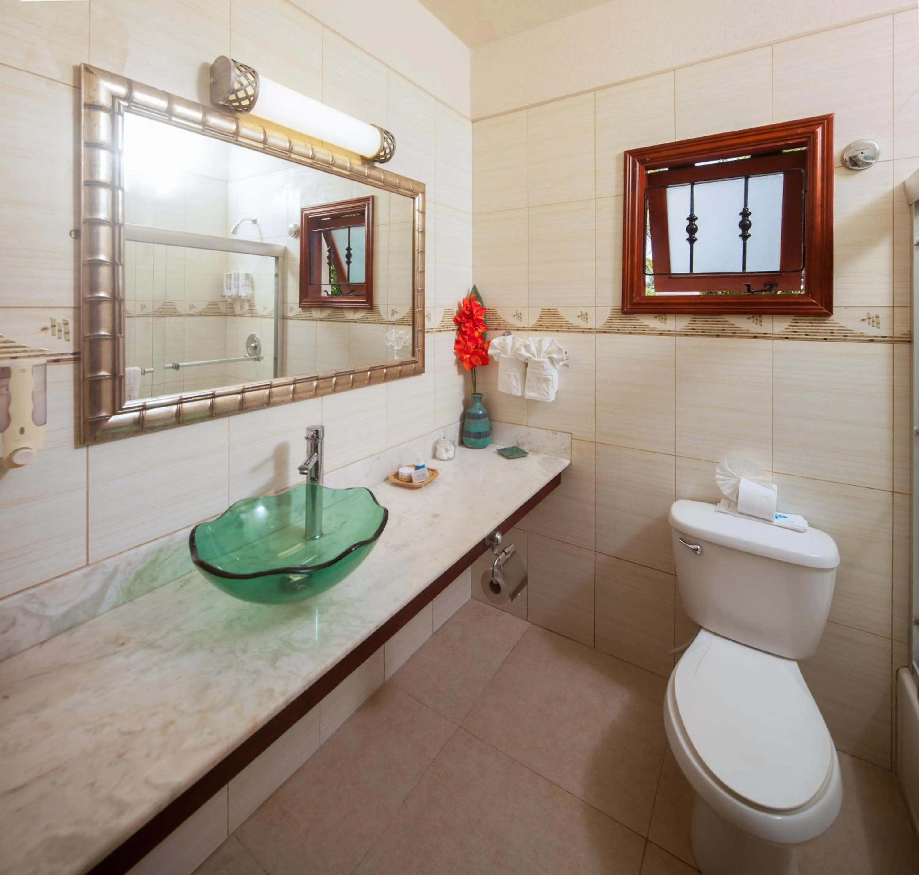 Bathroom in Sugar Cane Club Hotel & Spa