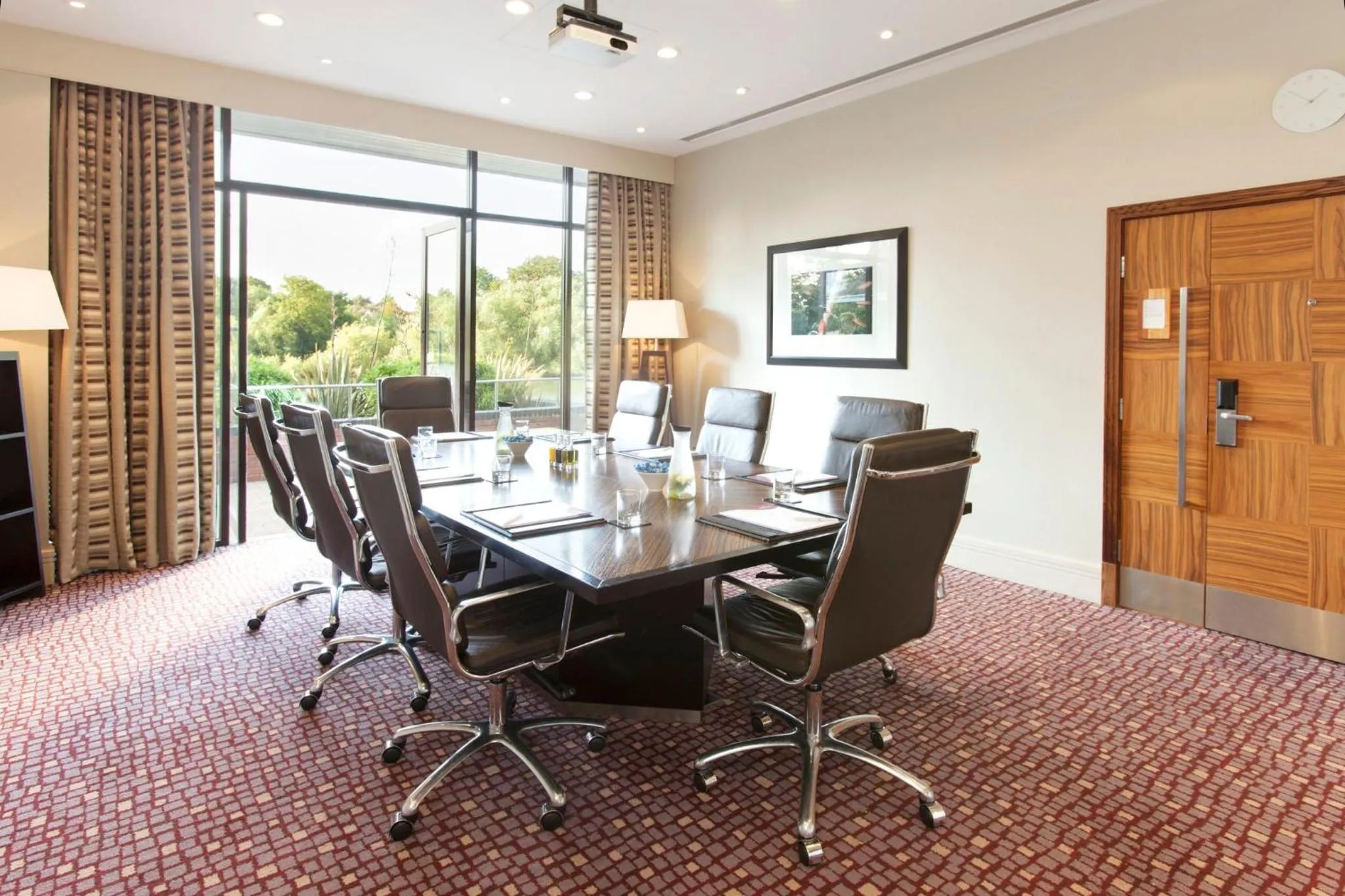 Meeting/conference room in Crowne Plaza Reading
